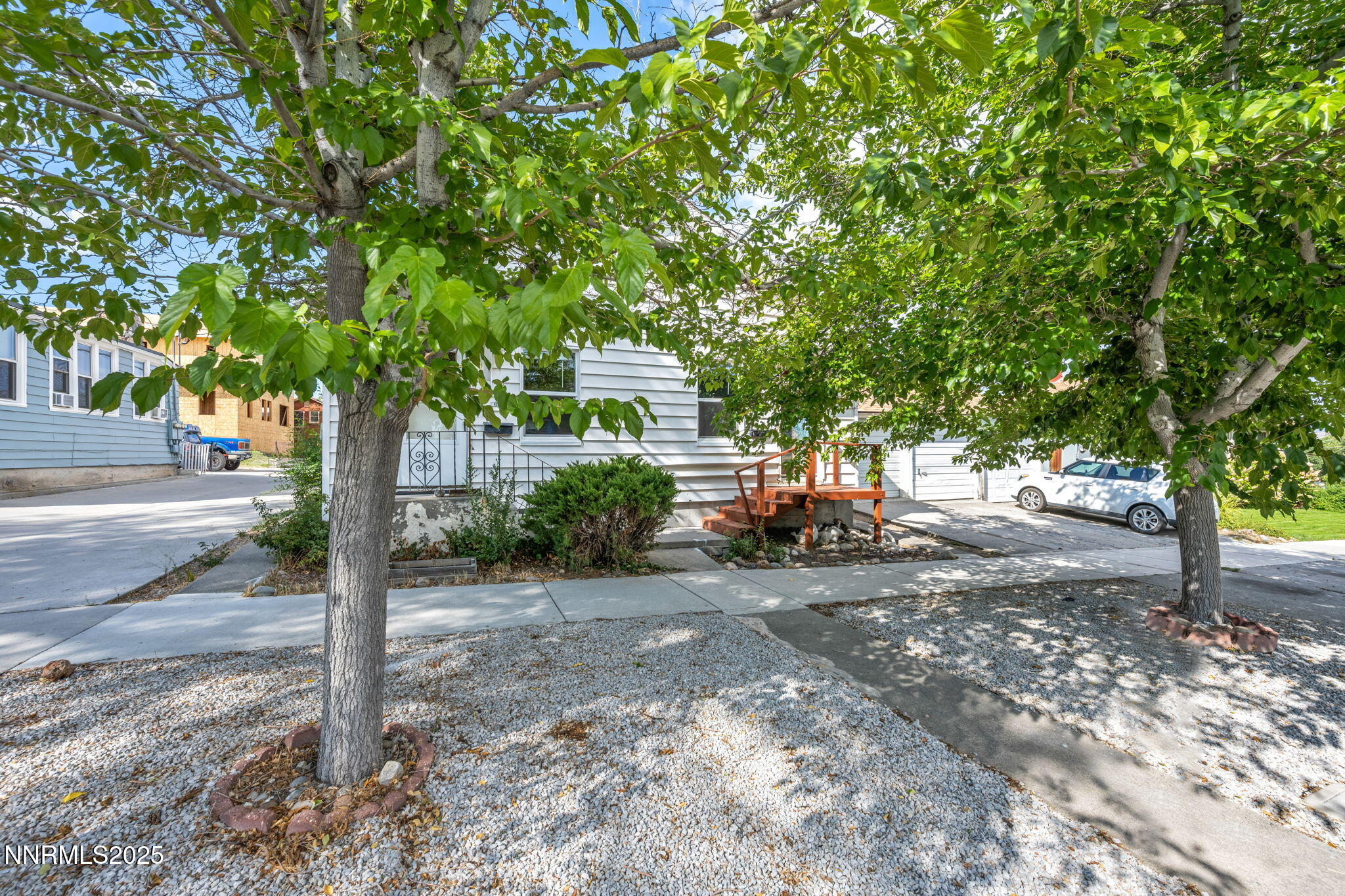 4-web-or-mls-345-w-taylor-st