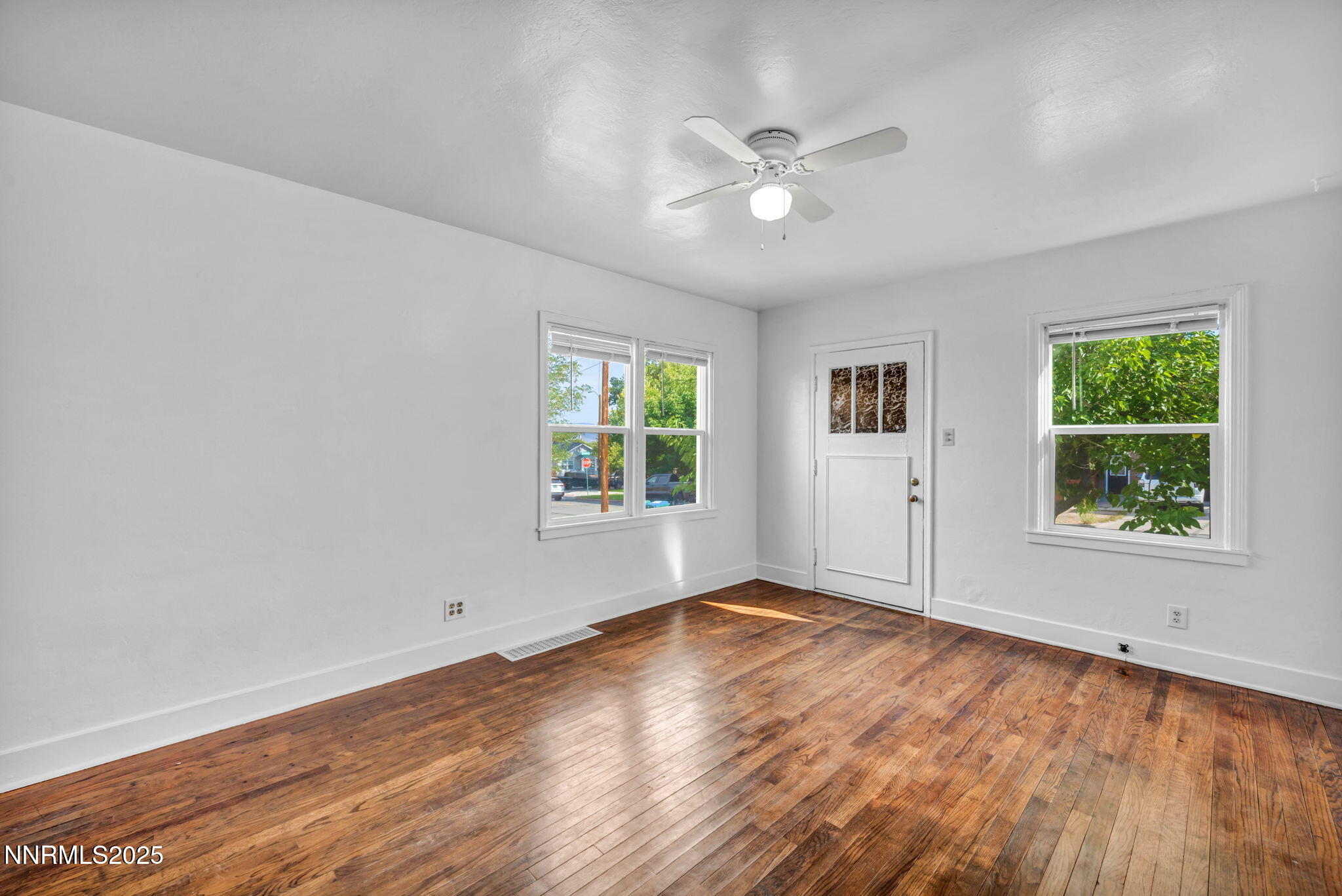 Unit 345 living room/2nd bed