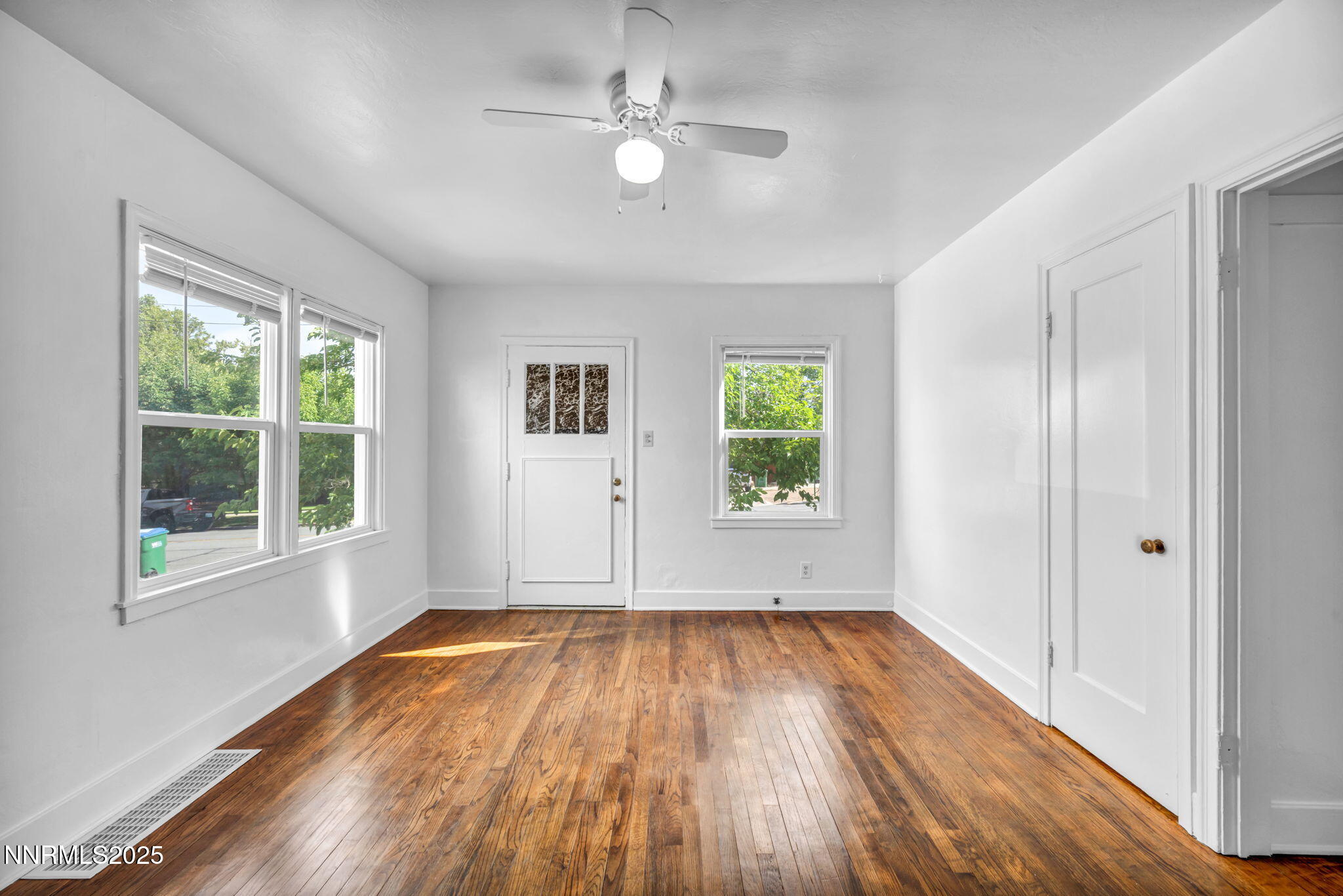 Unit 345 living room/2nd bed