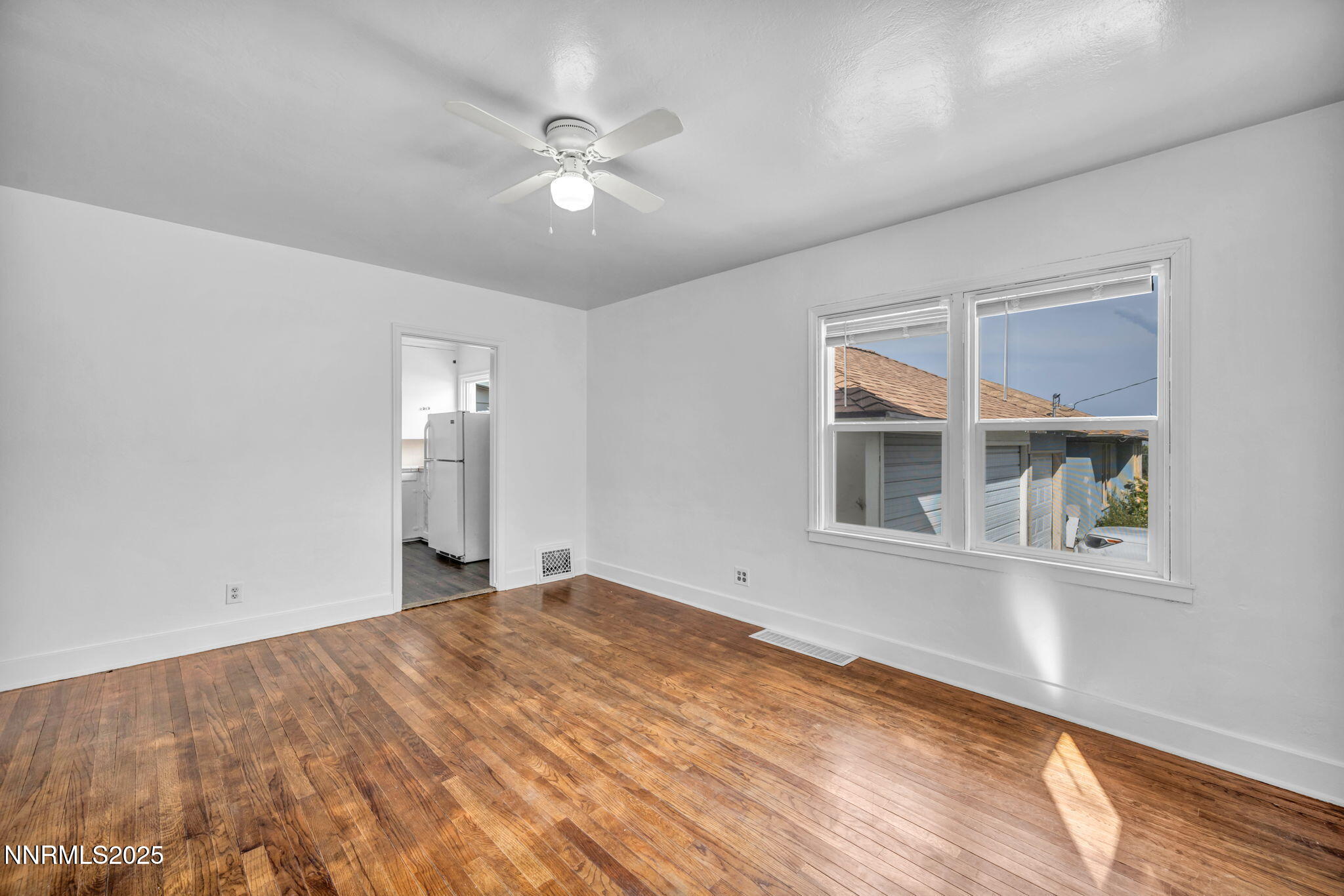 Unit 345 living room/2nd bed