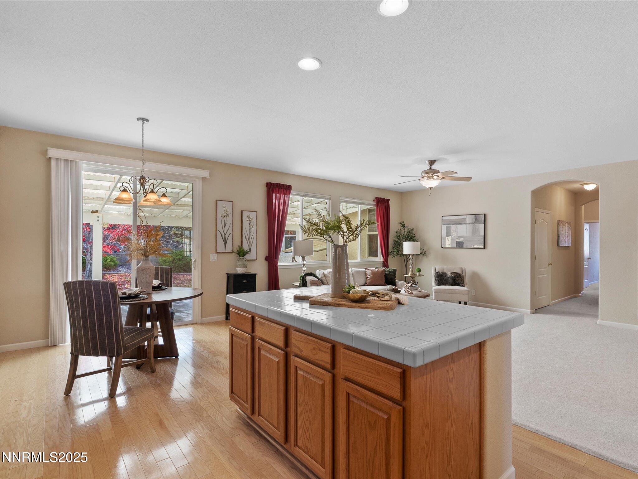 22-5952 Indus Dr-121