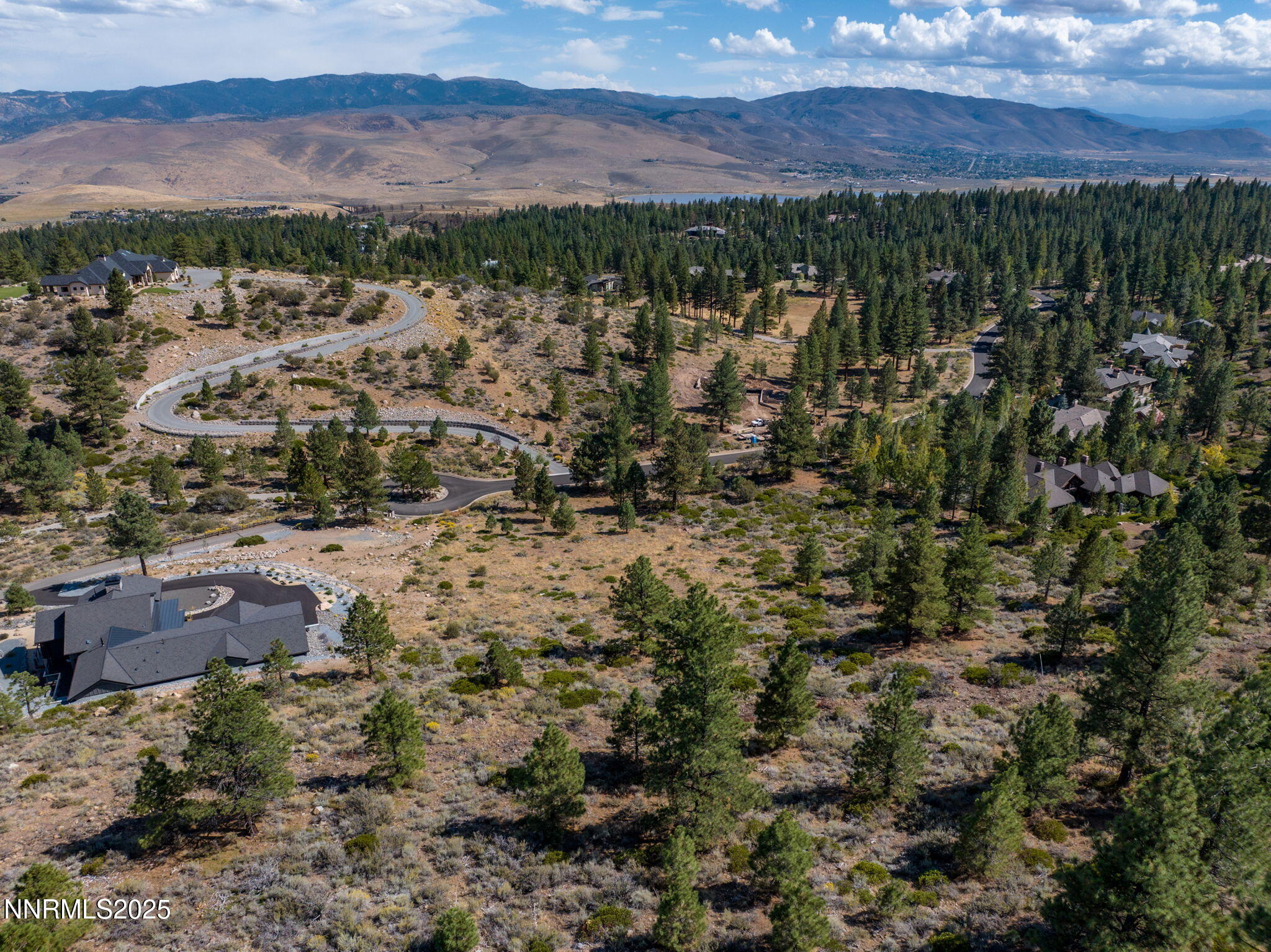 9-web-or-mls-32 Bennington Drone-10