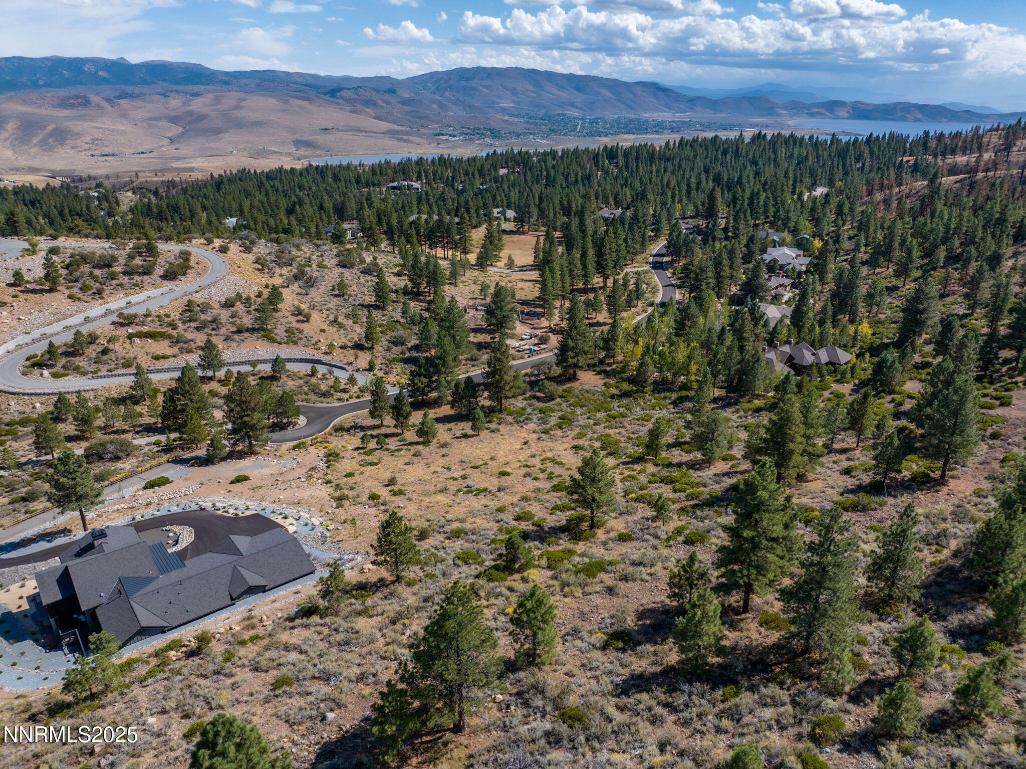 8-web-or-mls-32 Bennington Drone-9