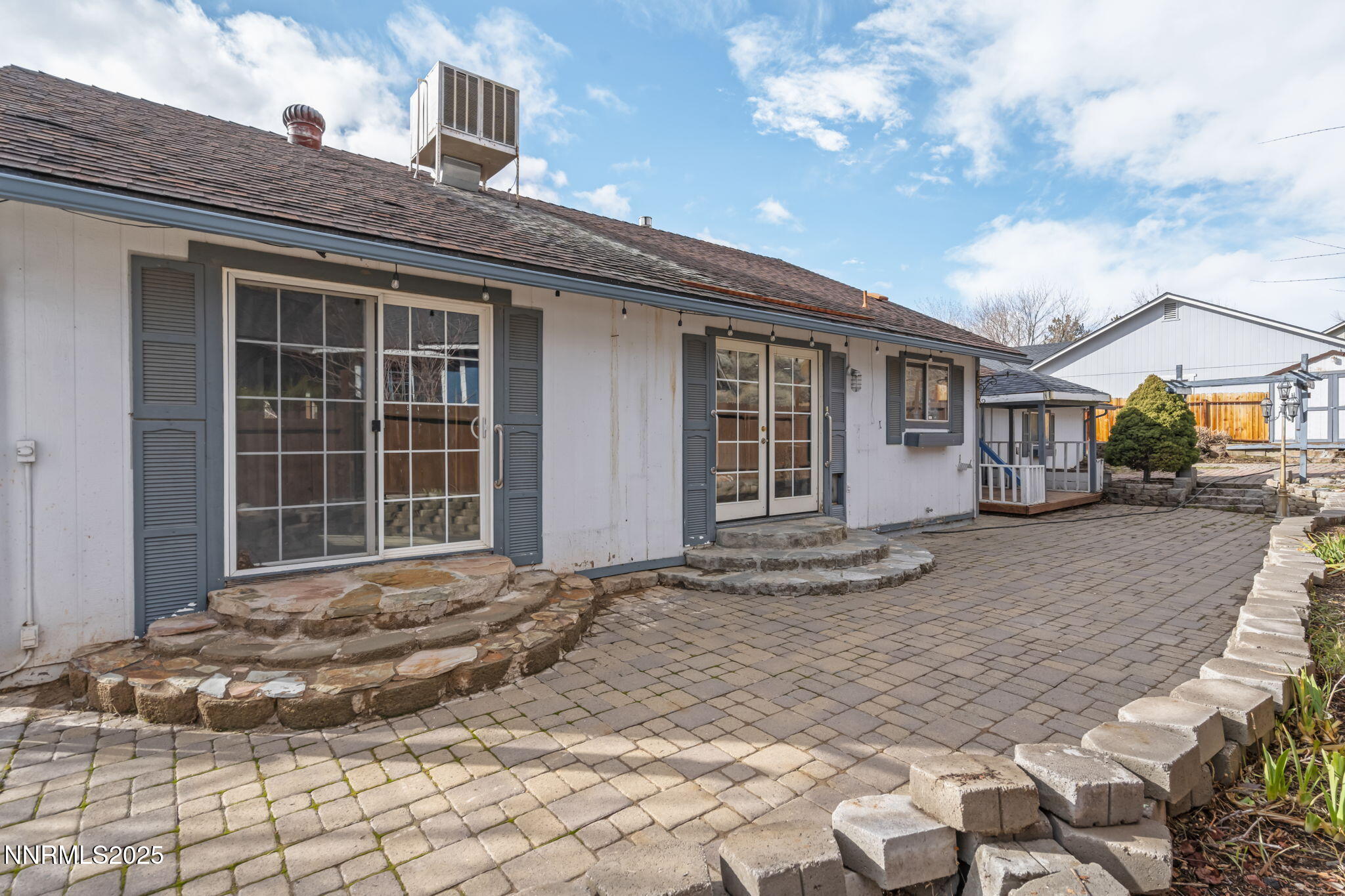 21-web-or-mls-_DSC0070