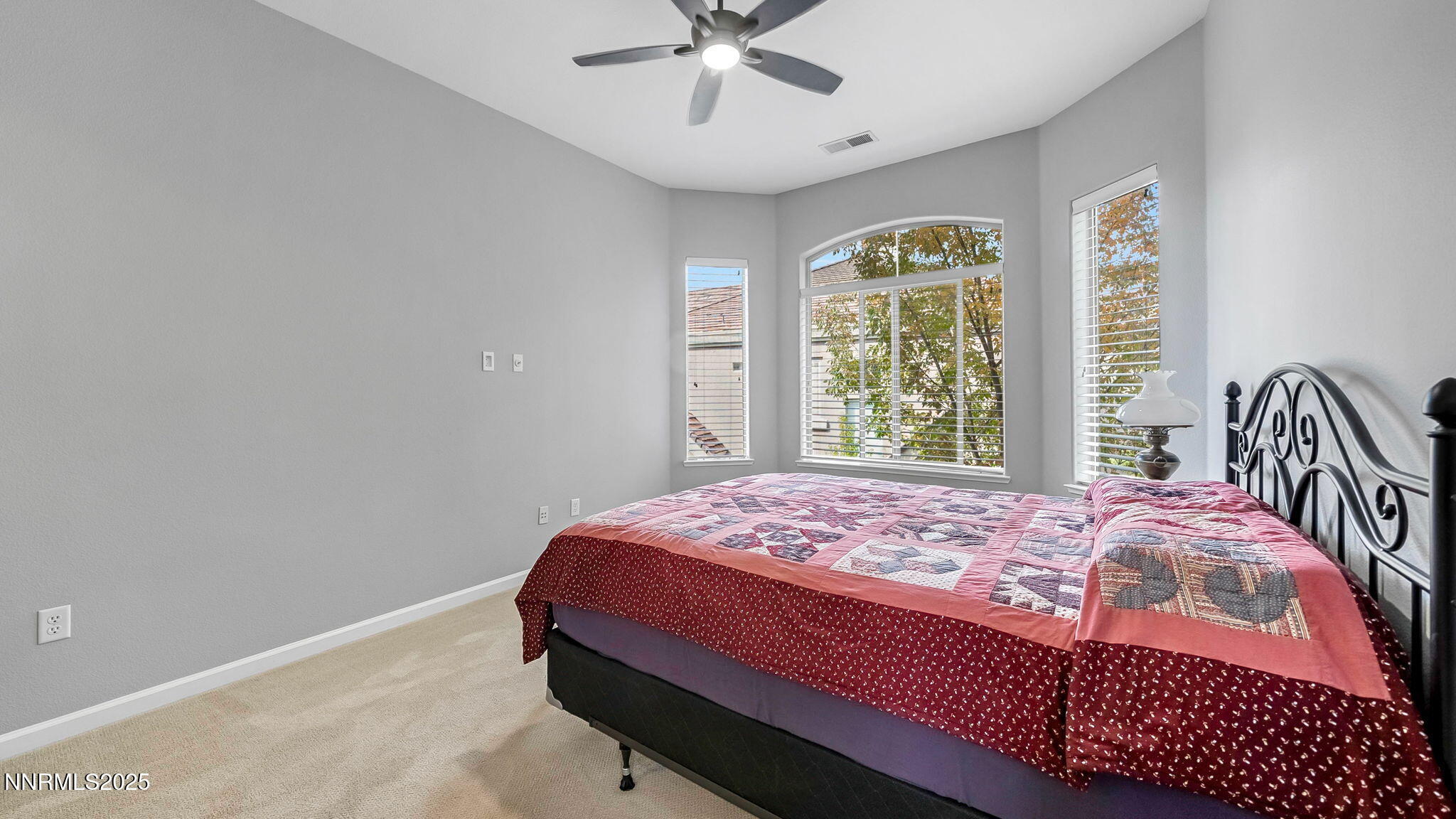 30-DSC00804_5_6_8-Edit