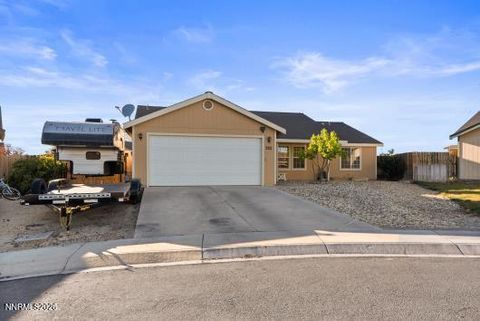 552 Spur Court Fernley NV 89408