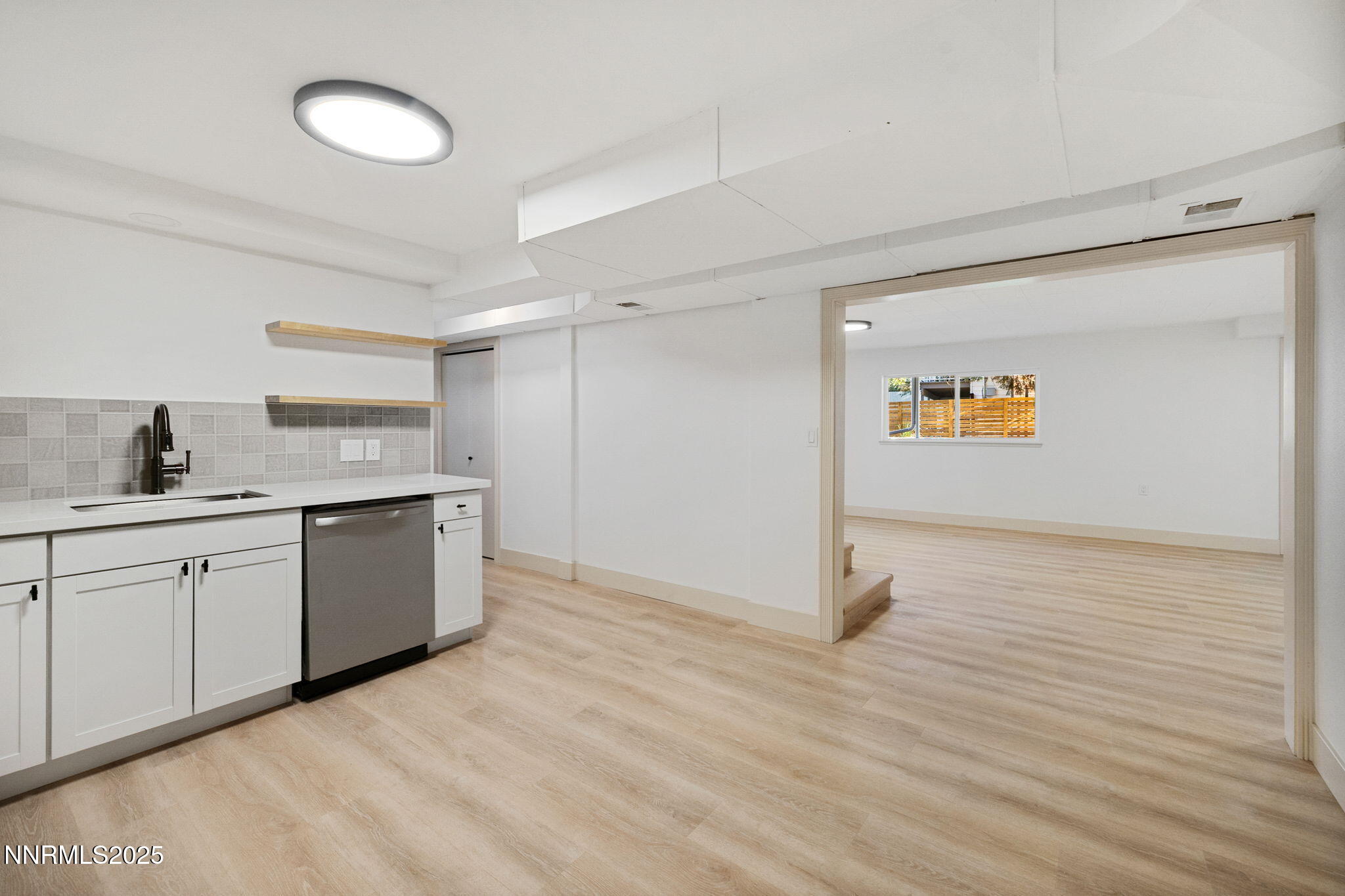 36-web-or-mls-50 Moore-37