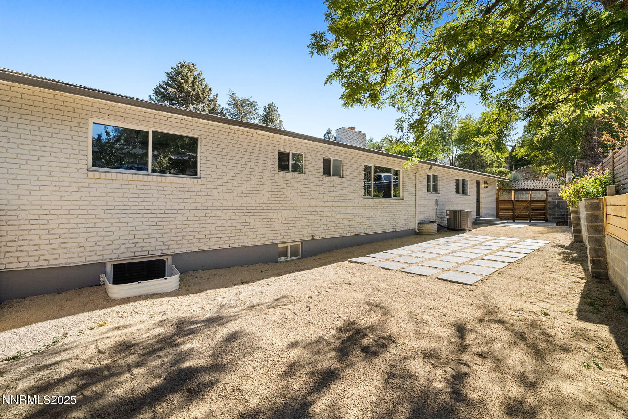 8-web-or-mls-50 Moore-9