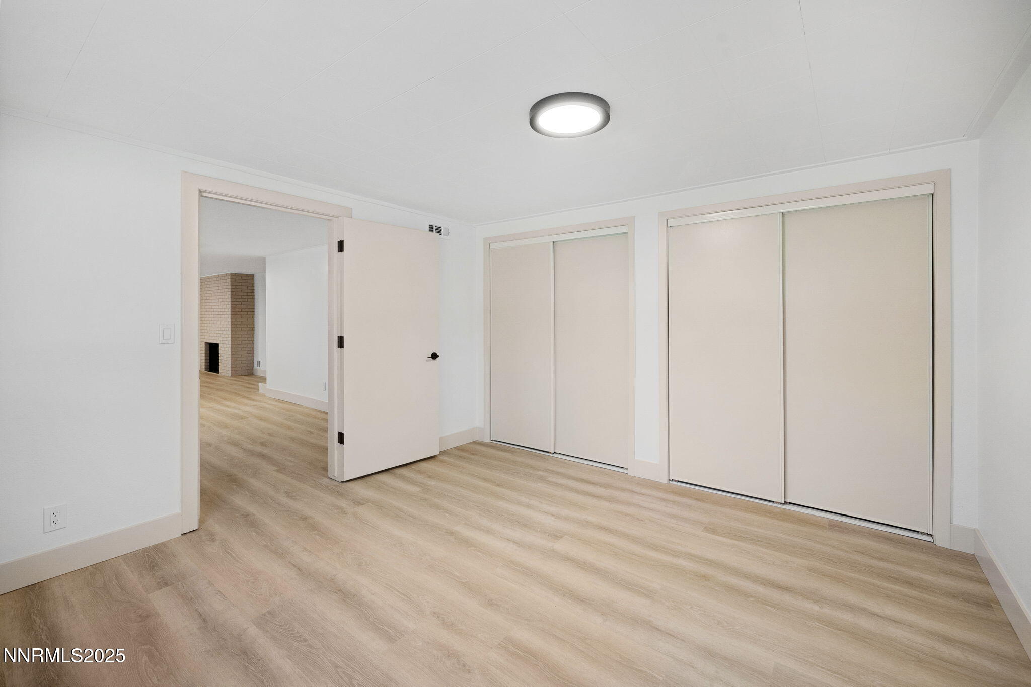 37-web-or-mls-50 Moore-35