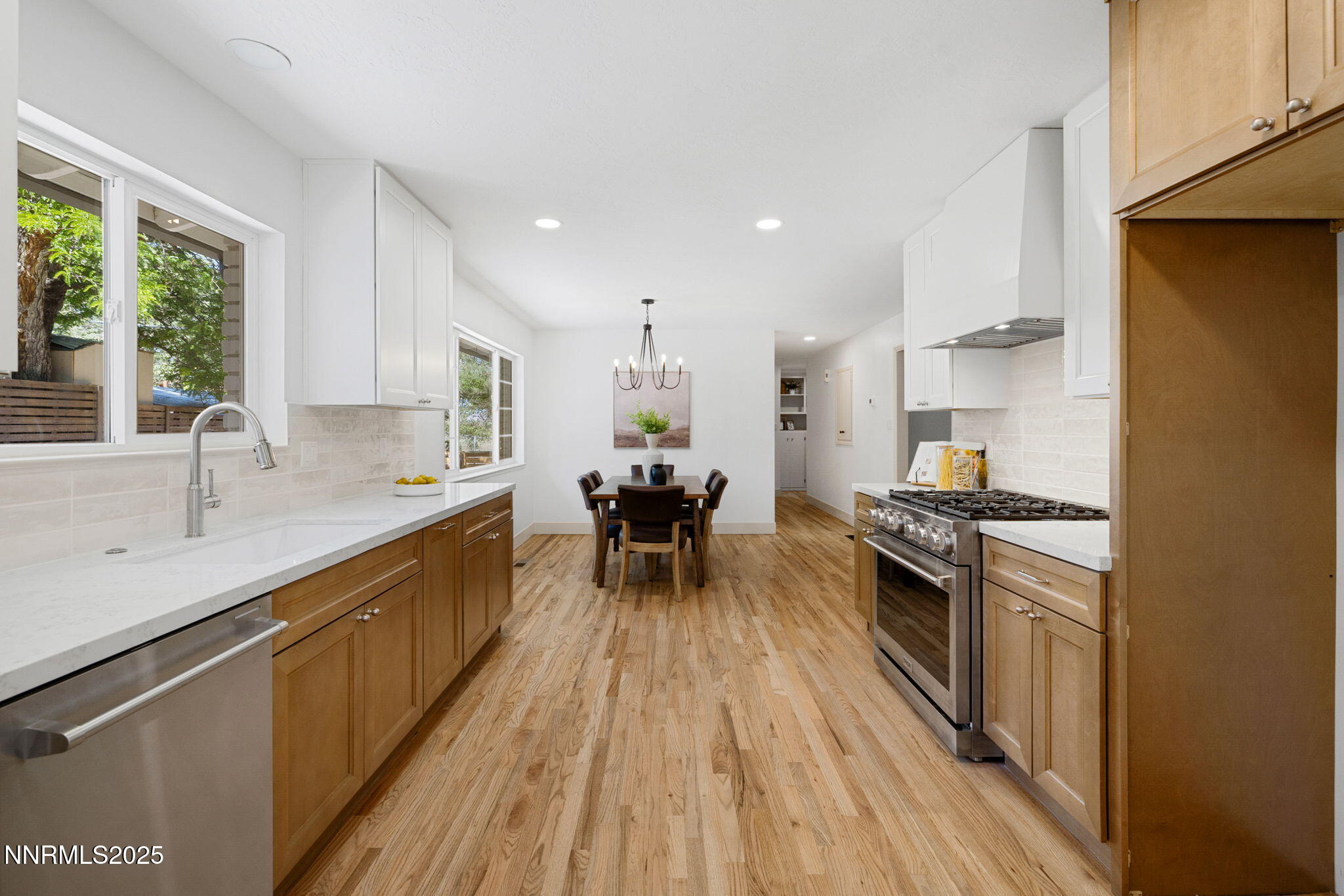 18-web-or-mls-50 Moore-19