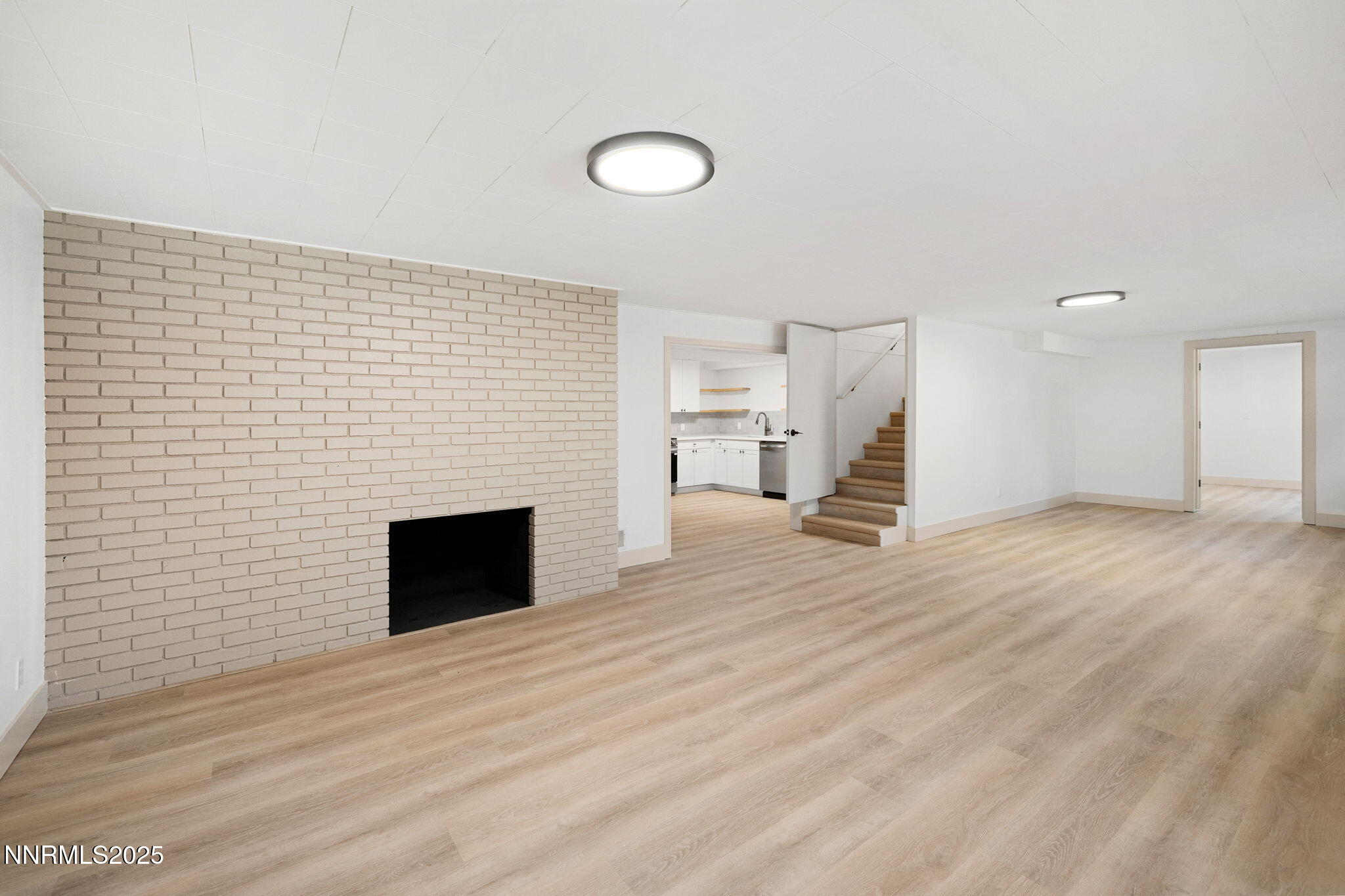 29-web-or-mls-50 Moore-31