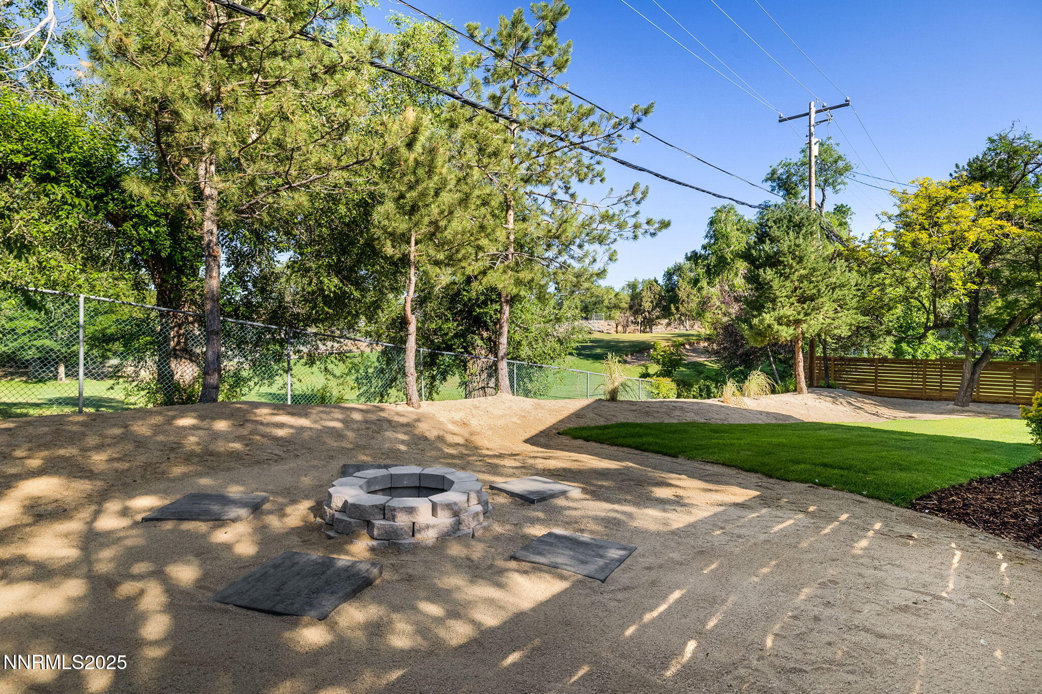 7-web-or-mls-50 Moore-8