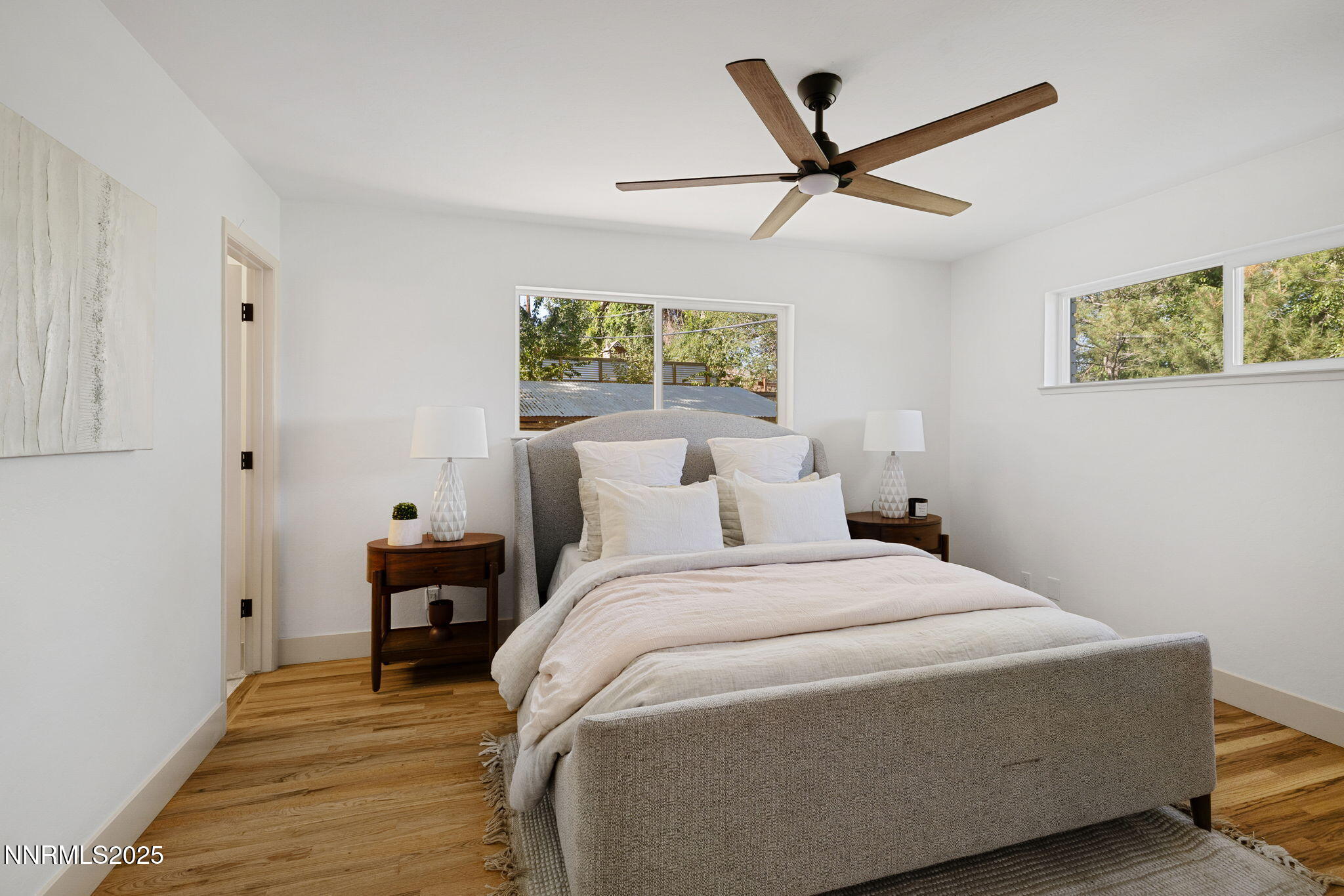 22-web-or-mls-50 Moore-23