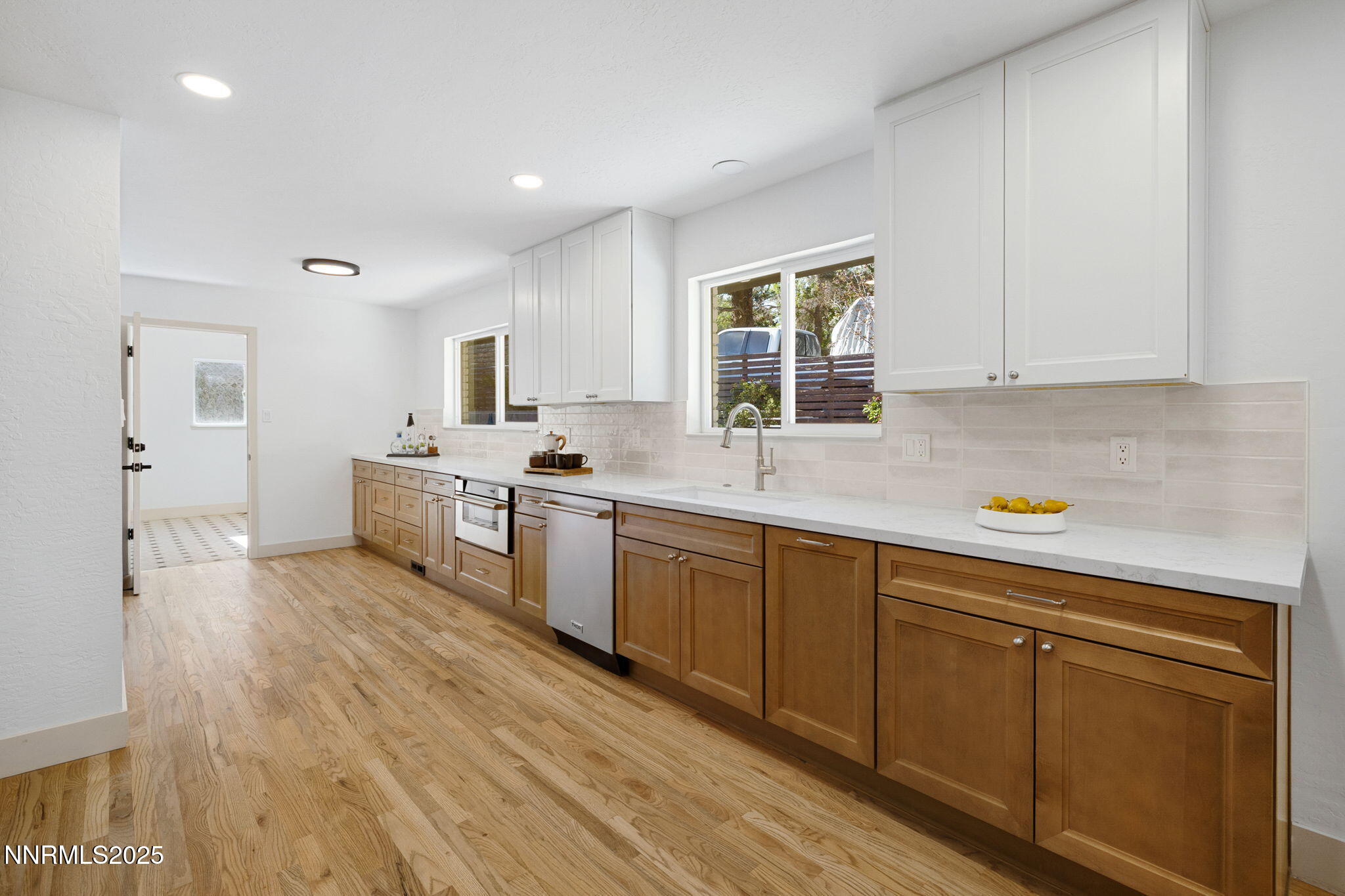 15-web-or-mls-50 Moore-18