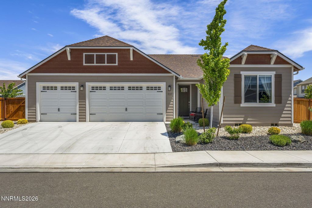 Photo of 937 Los Alamitos Street, Minden, NV 89423 (MLS # 260006544)