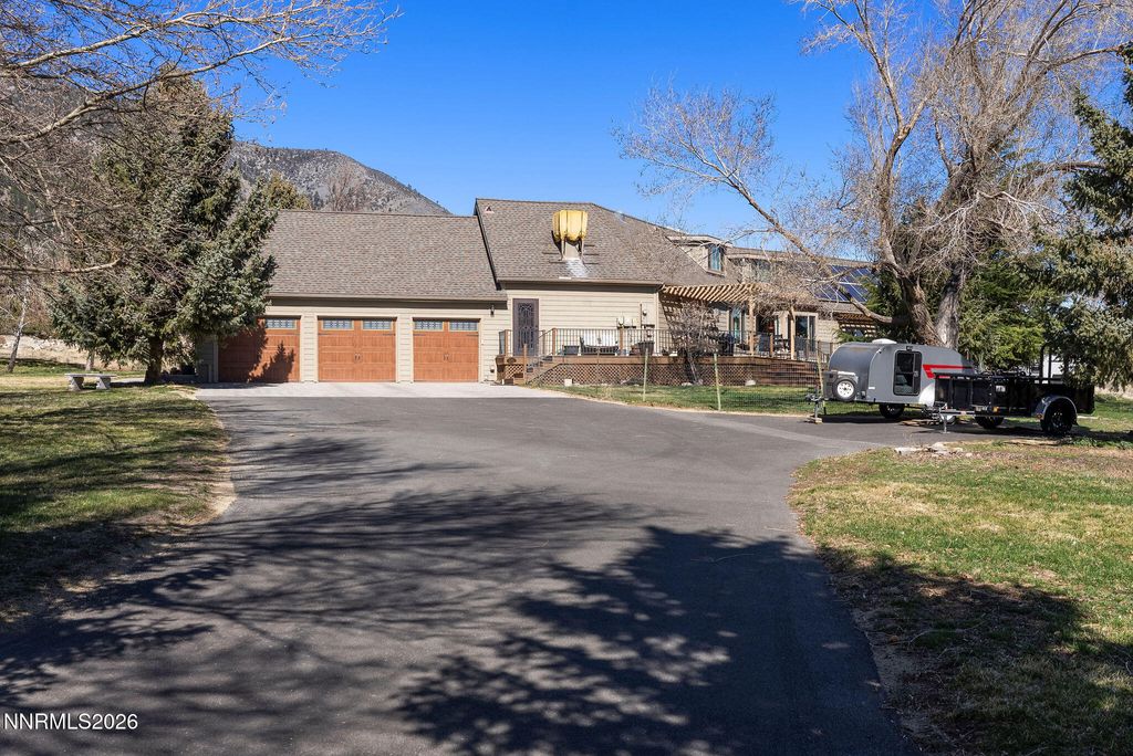 Photo of 220 Limousin Court, Genoa, NV 89411 (MLS # 260002543)