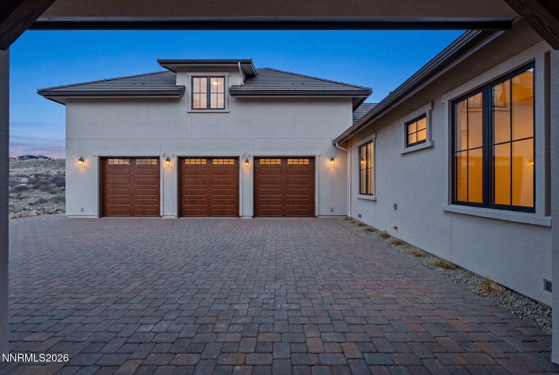 5885 Winding Ridge Drive