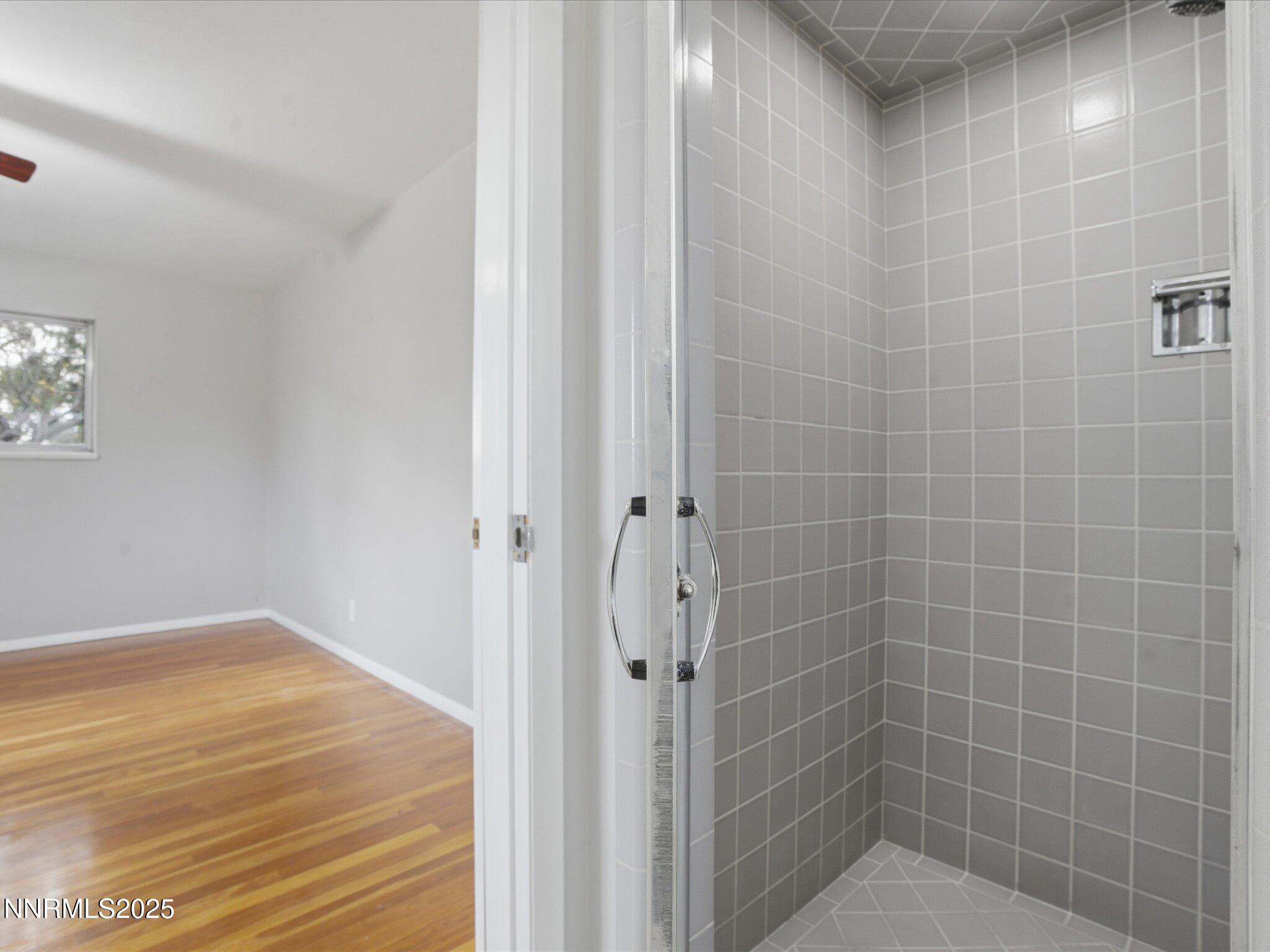 32-960 W 12th St-131