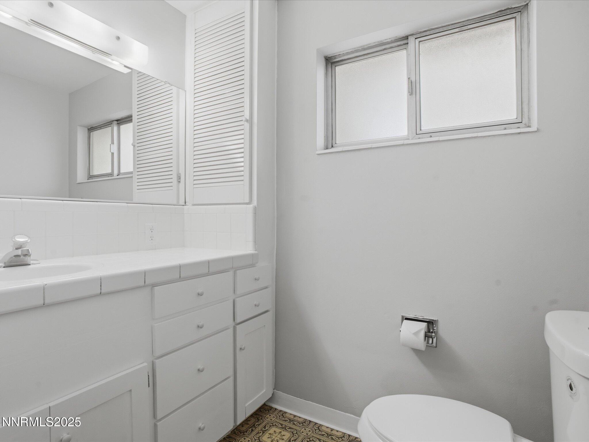 30-960 W 12th St-129