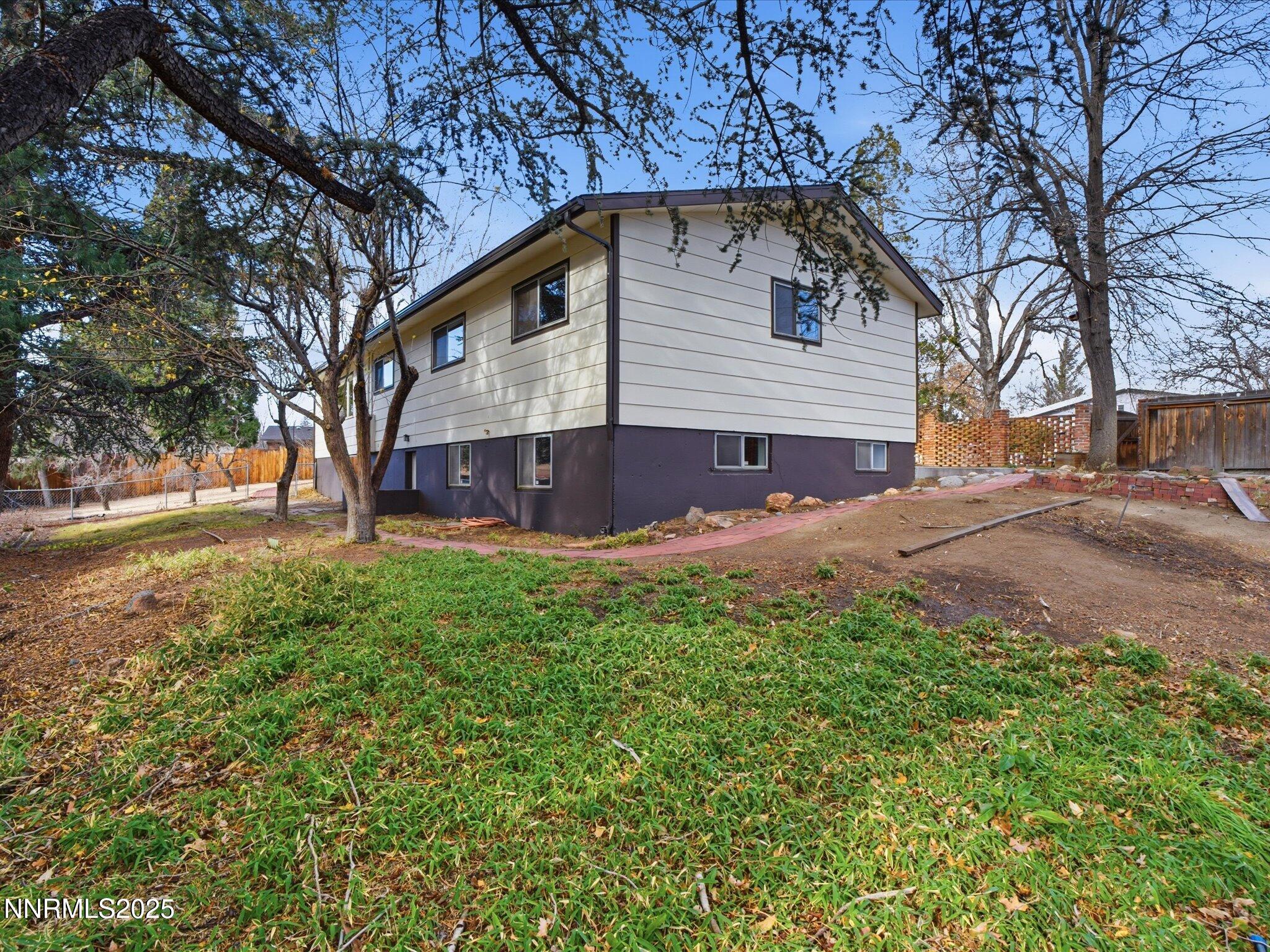 66-960 W 12th St-165