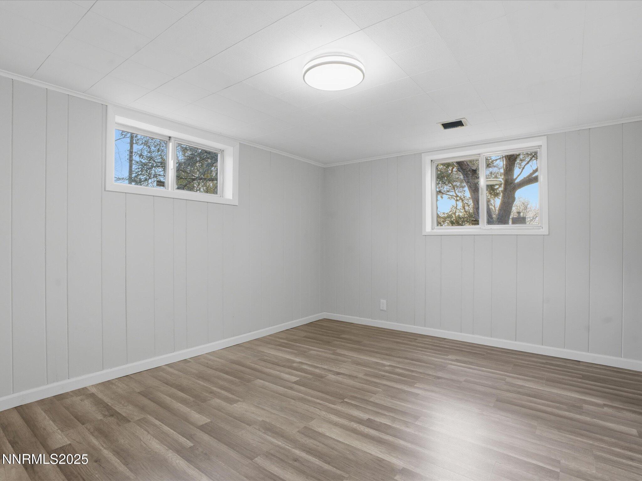 51-960 W 12th St-150