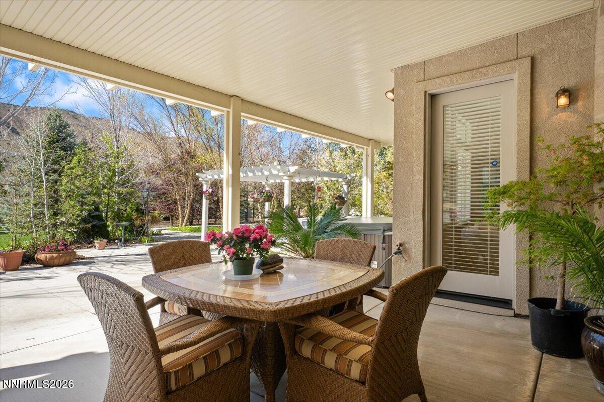 Sparks, Nevada, 89441, United States, 5 Bedrooms Bedrooms, ,4 BathroomsBathrooms,Residential,Active,2035694