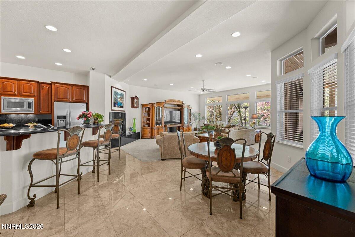 Sparks, Nevada, 89441, United States, 5 Bedrooms Bedrooms, ,4 BathroomsBathrooms,Residential,Active,2035694