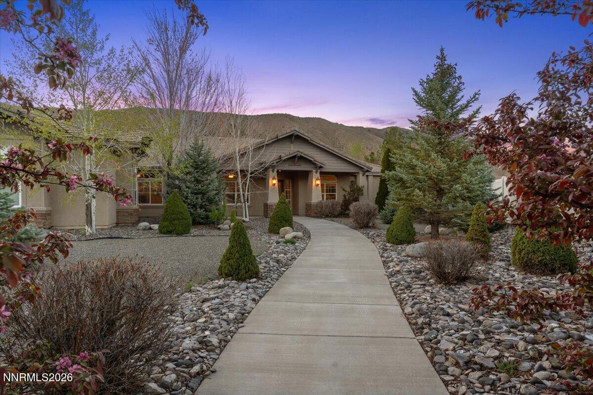 Sparks, Nevada, 89441, United States, 5 Bedrooms Bedrooms, ,4 BathroomsBathrooms,Residential,Active,2035694
