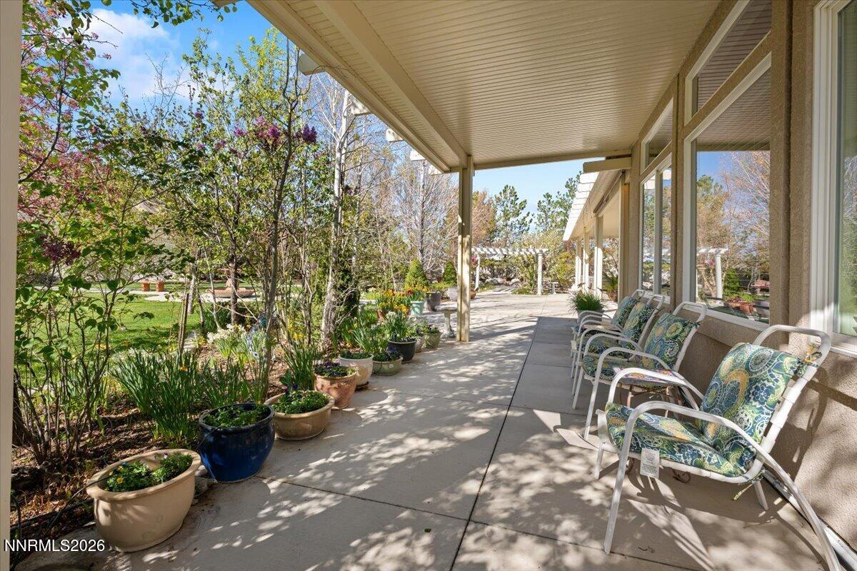 Sparks, Nevada, 89441, United States, 5 Bedrooms Bedrooms, ,4 BathroomsBathrooms,Residential,Active,2035694