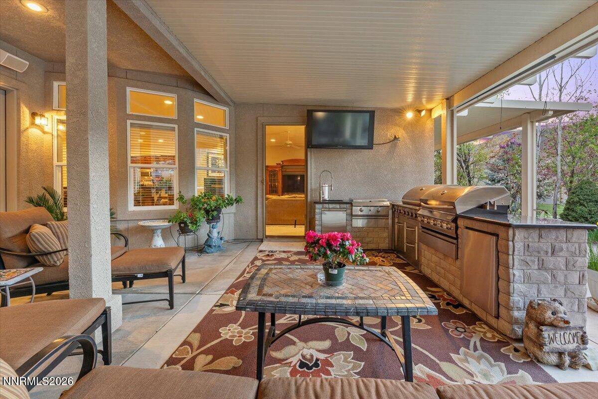 Sparks, Nevada, 89441, United States, 5 Bedrooms Bedrooms, ,4 BathroomsBathrooms,Residential,Active,2035694