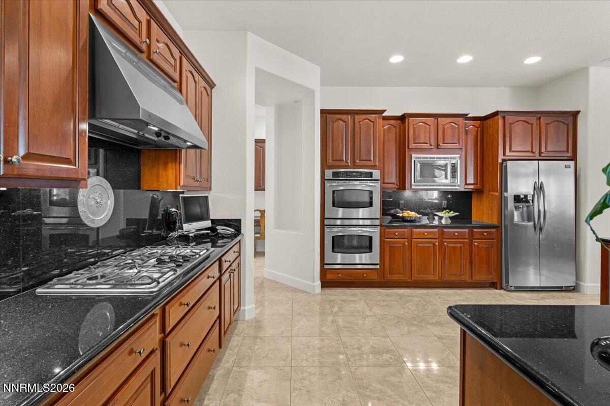 Sparks, Nevada, 89441, United States, 5 Bedrooms Bedrooms, ,4 BathroomsBathrooms,Residential,Active,2035694