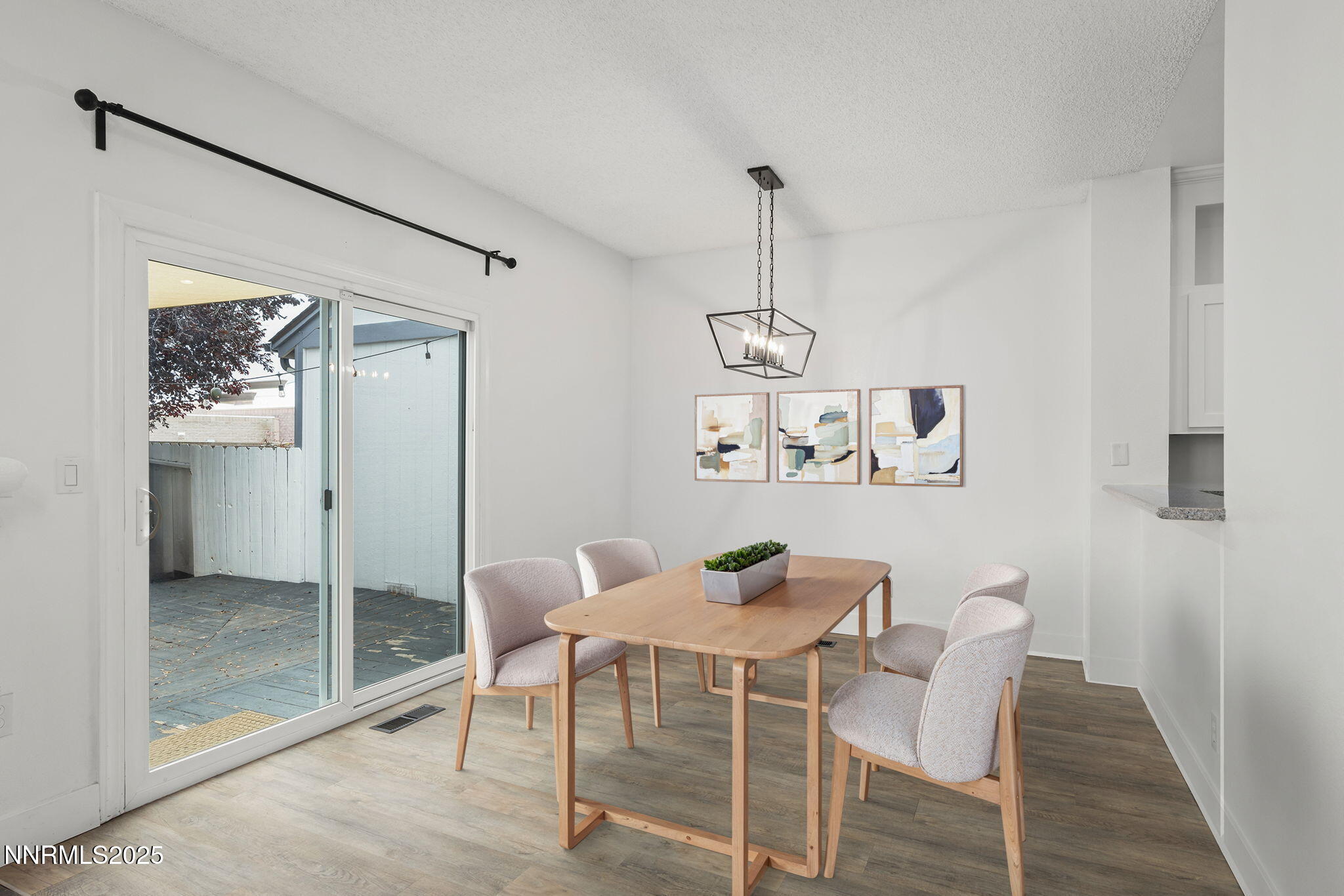 10-web-or-mls-1822_Sierra_Highlands_Dr._