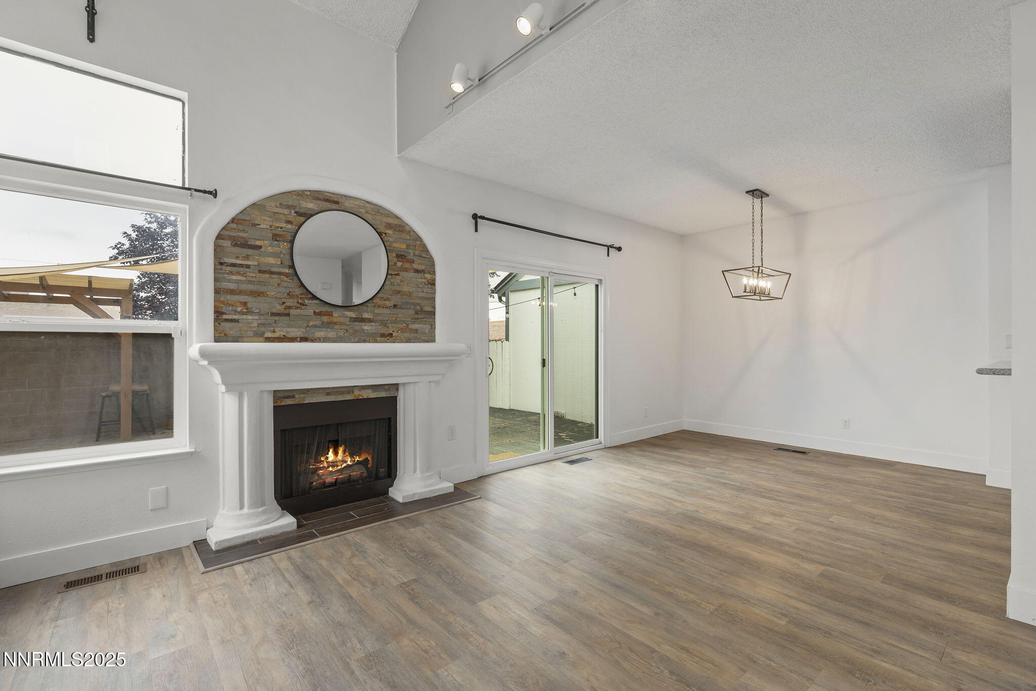 8-web-or-mls-_DSC0049