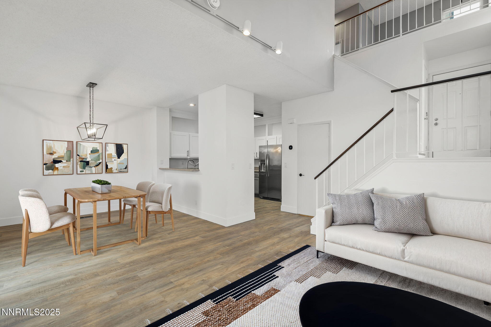 7-web-or-mls-1822_Sierra_Highlands_Dr._L