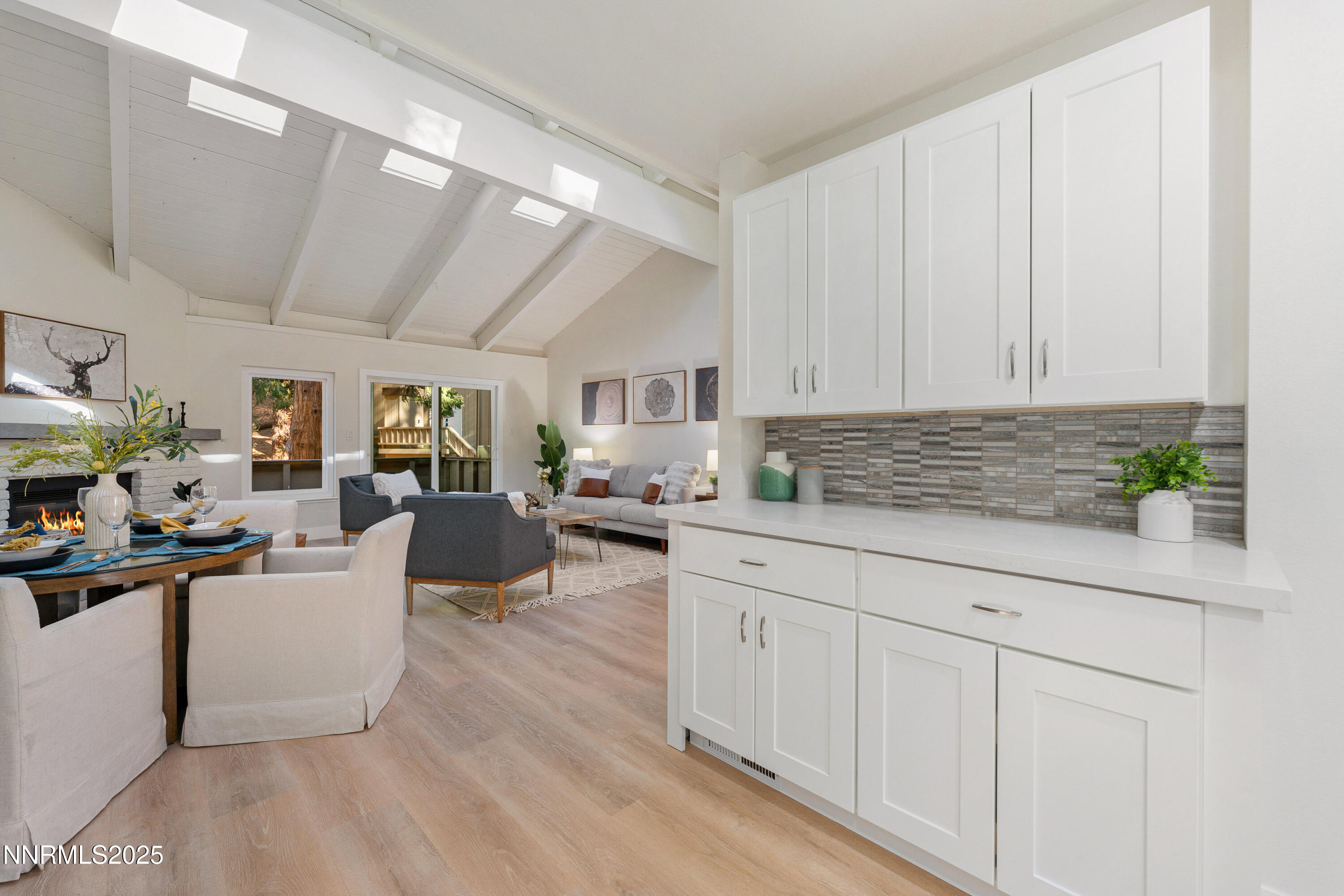 008_24-print-a7402958_767