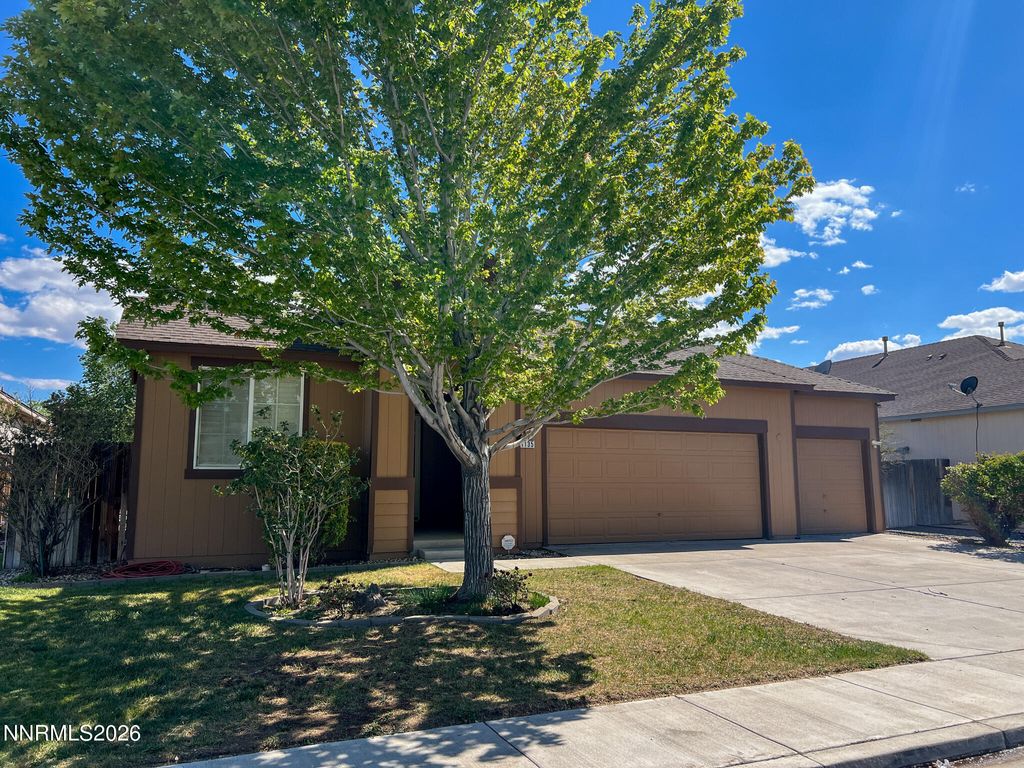 Photo of 1135 Mountain Rose Drive, Fernley, NV 89408 (MLS # 260006502)
