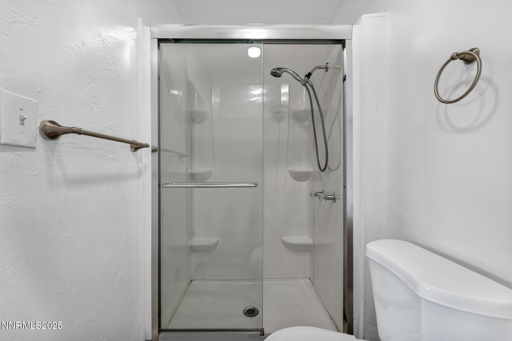 40-web-or-mls-1281-e-10th-st