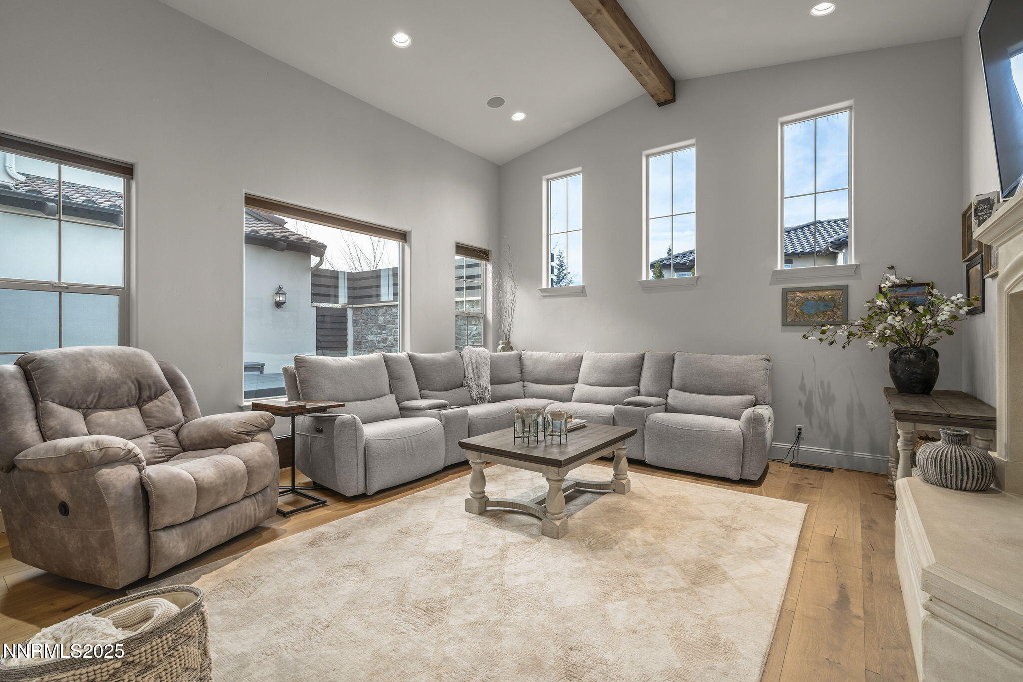 15-web-or-mls-_DSC2205