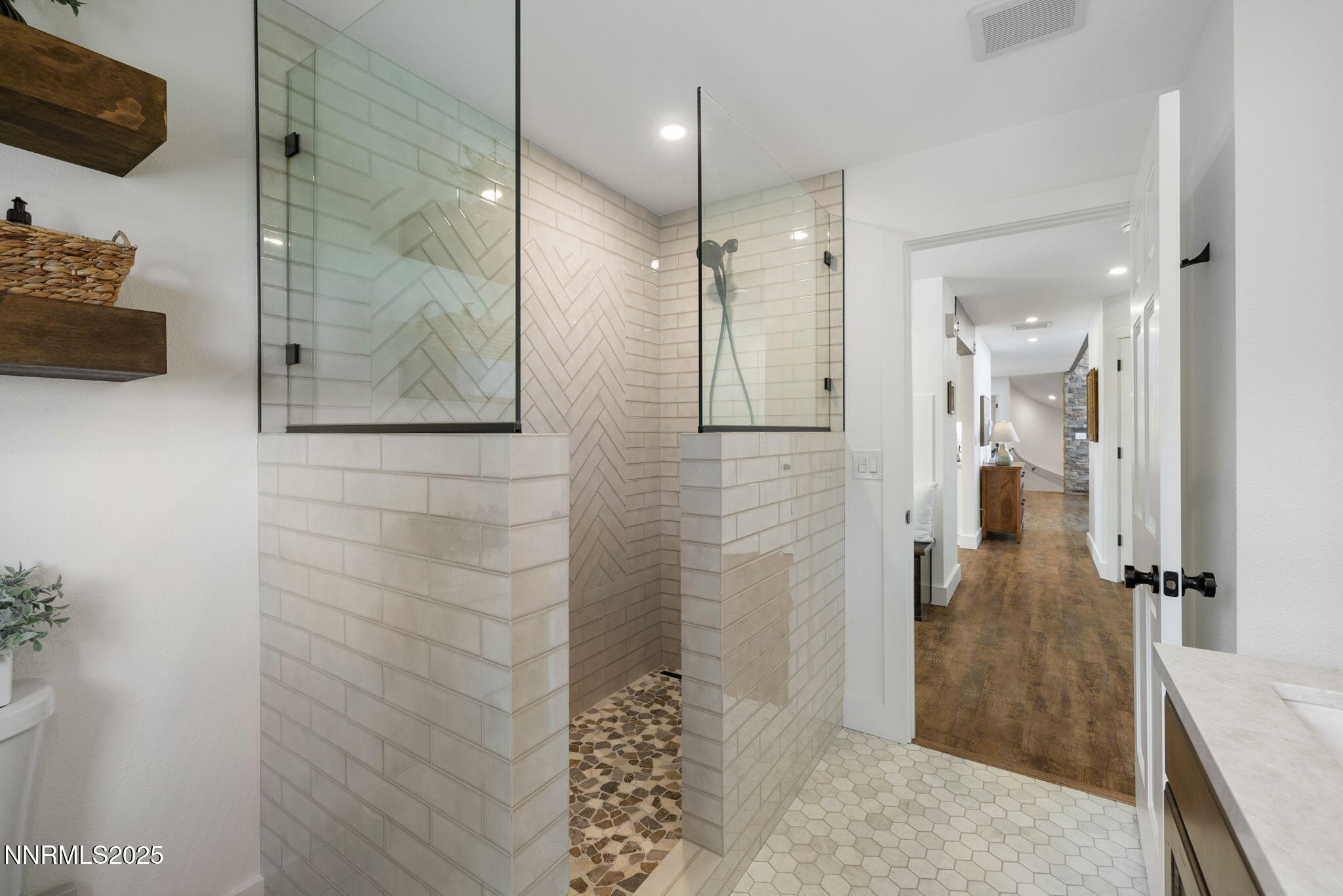 39-web-or-mls-13205 Welcome Way-12