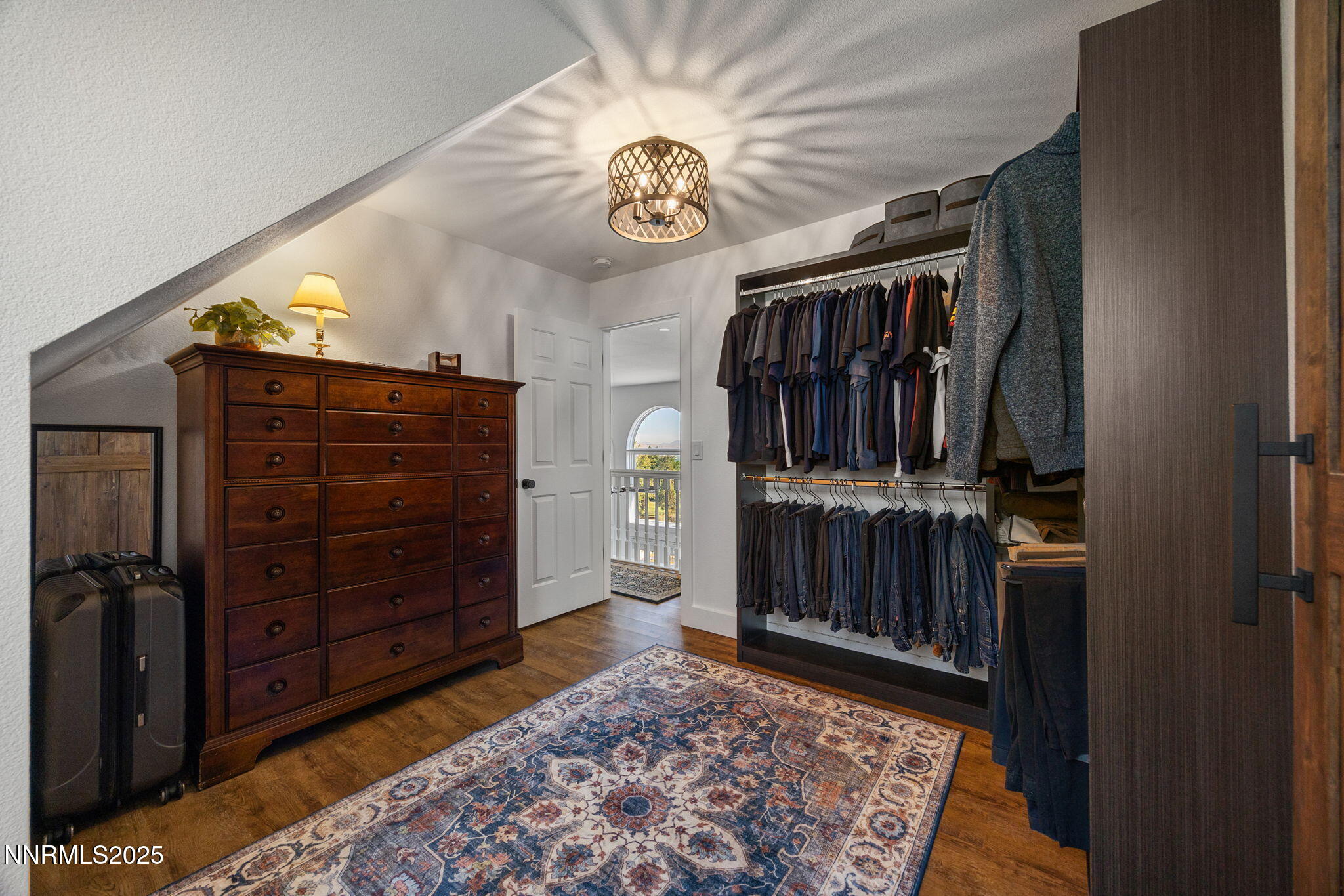 79-web-or-mls-13205 Welcome upstairs-4