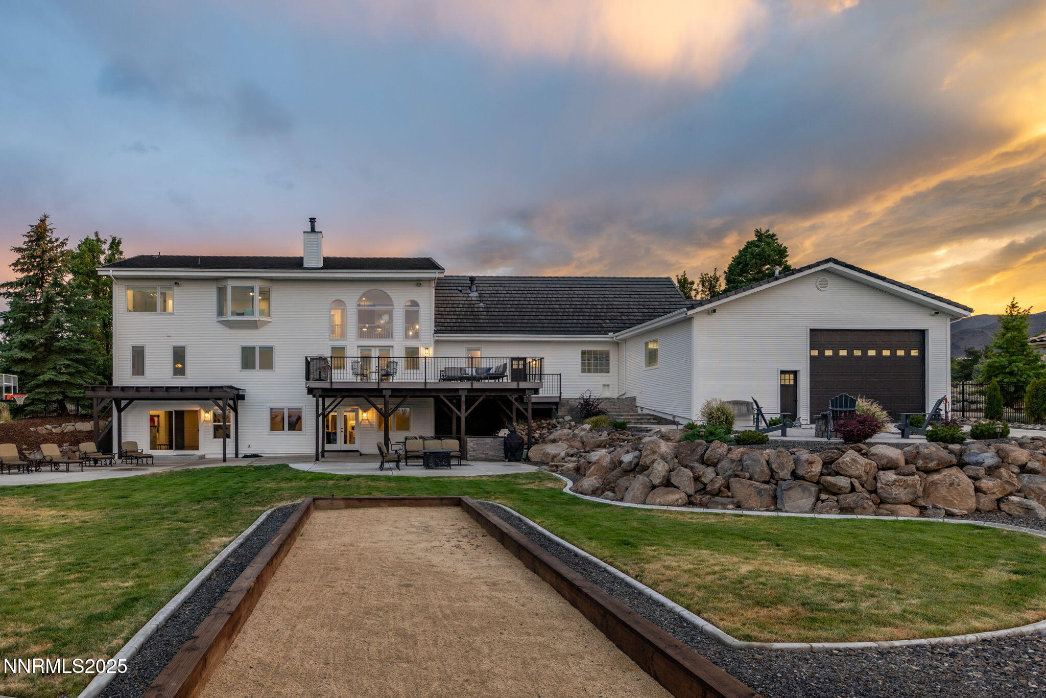 25-web-or-mls-13205 Welcome Way Twilight