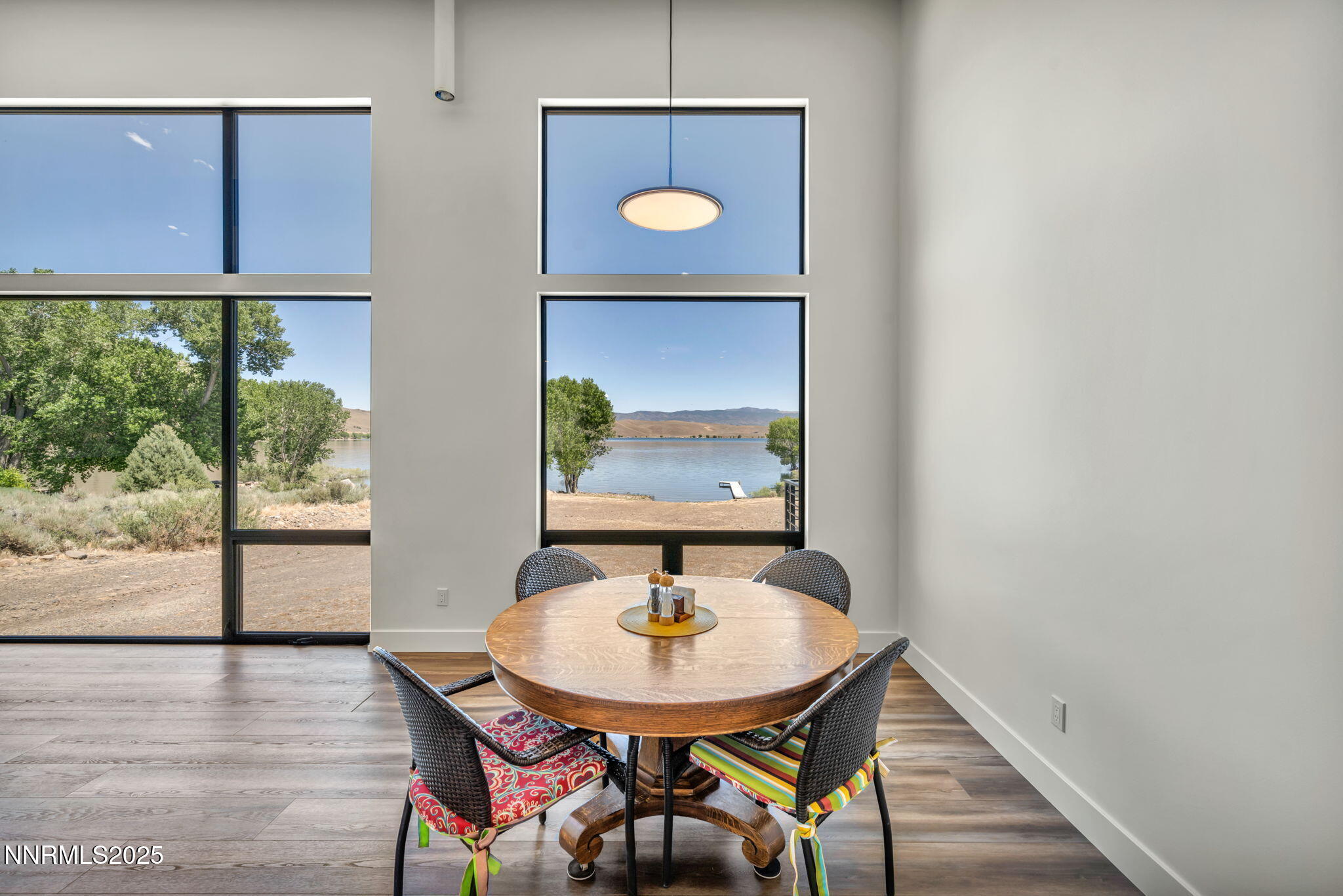 53-web-or-mls-1971-comstock-dr