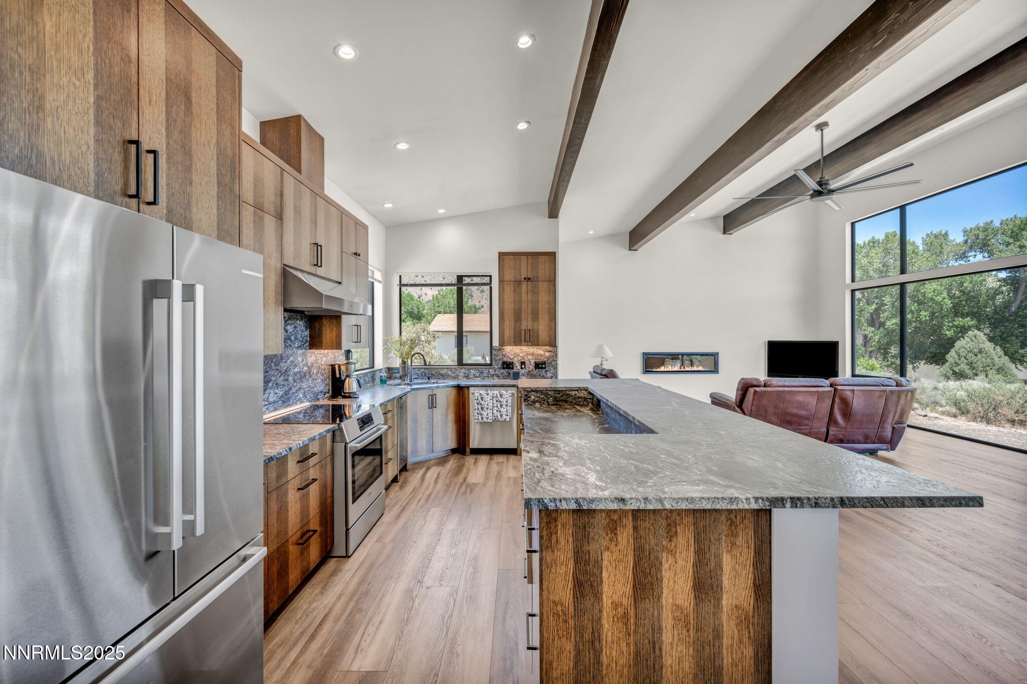 91-web-or-mls-1971-comstock-dr