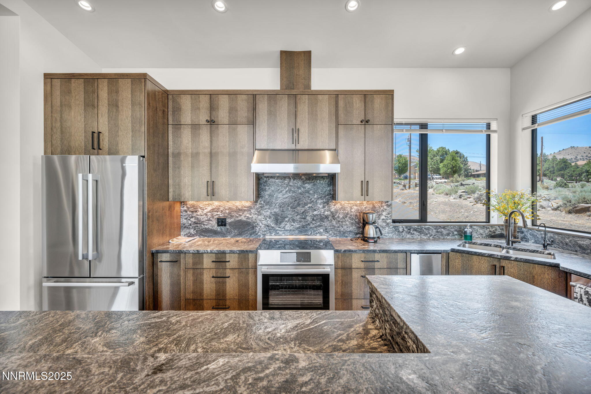 92-web-or-mls-1971-comstock-dr