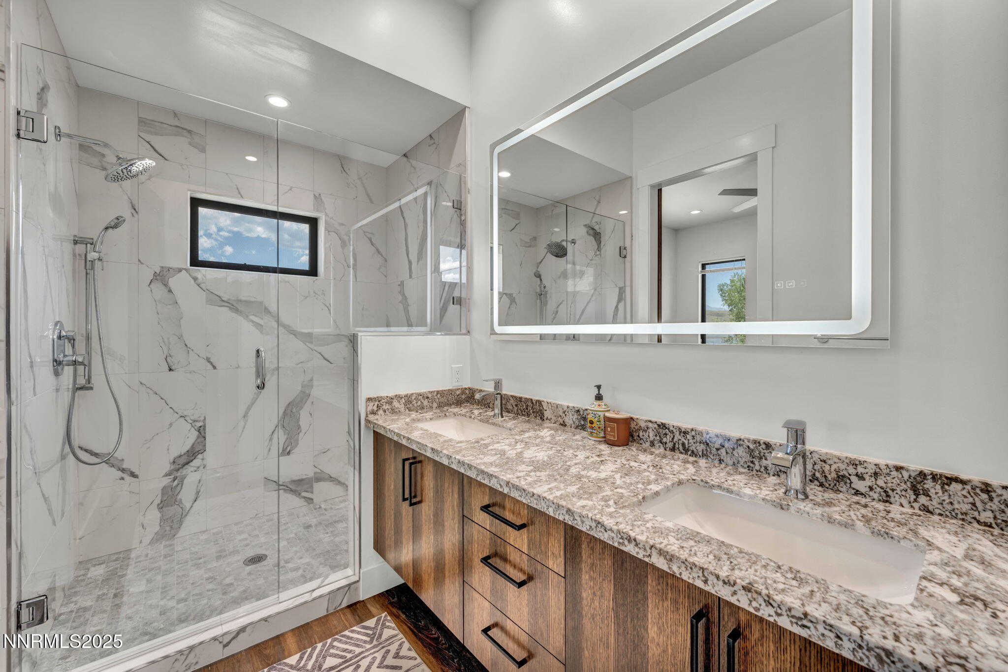 70-web-or-mls-1971-comstock-dr