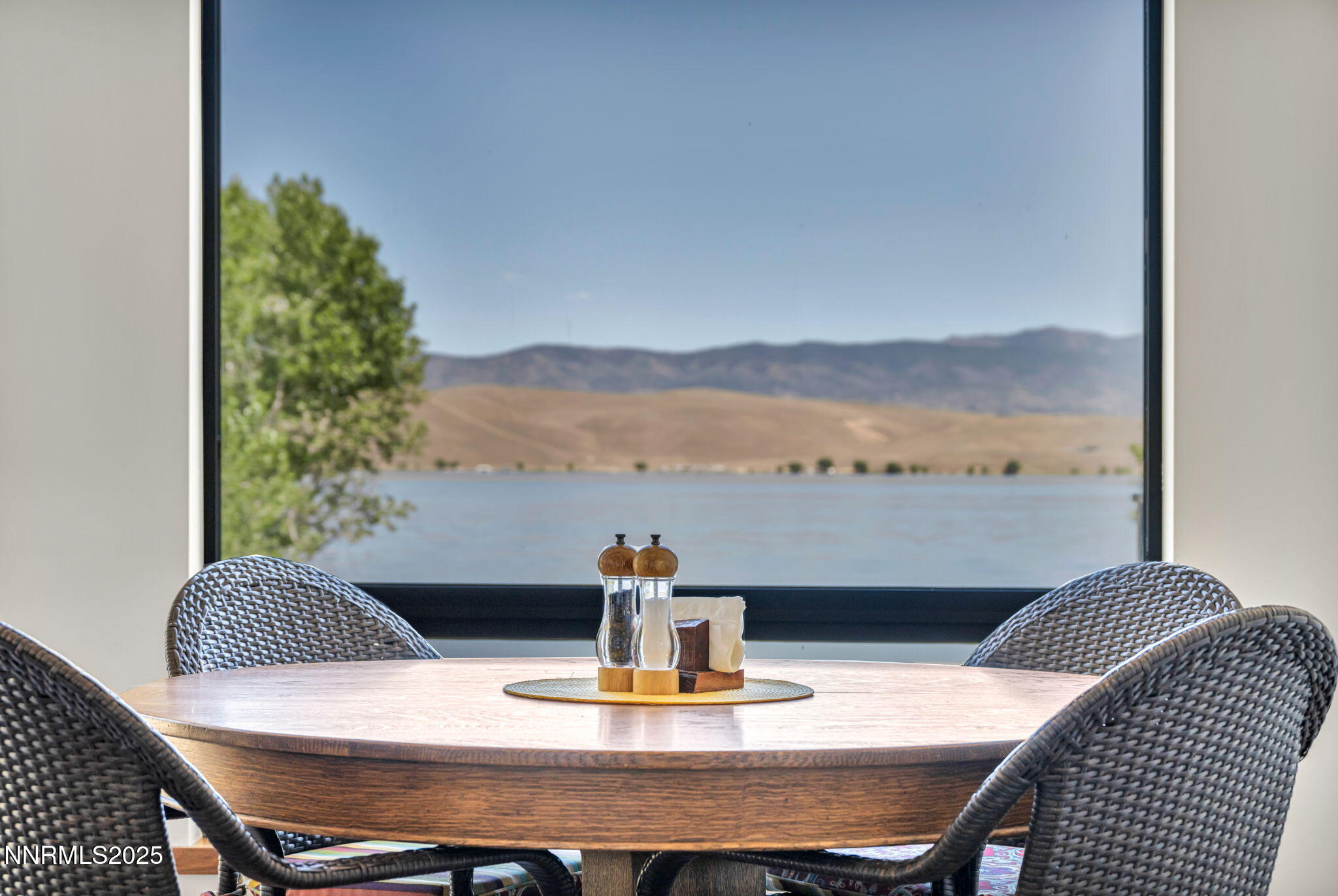 85-web-or-mls-1971-comstock-dr