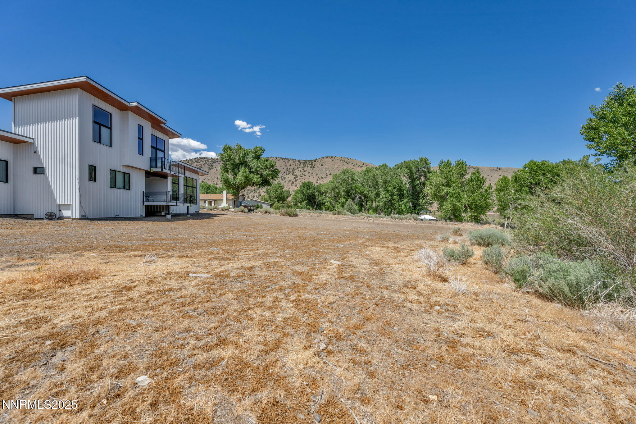 22-web-or-mls-1971-comstock-dr