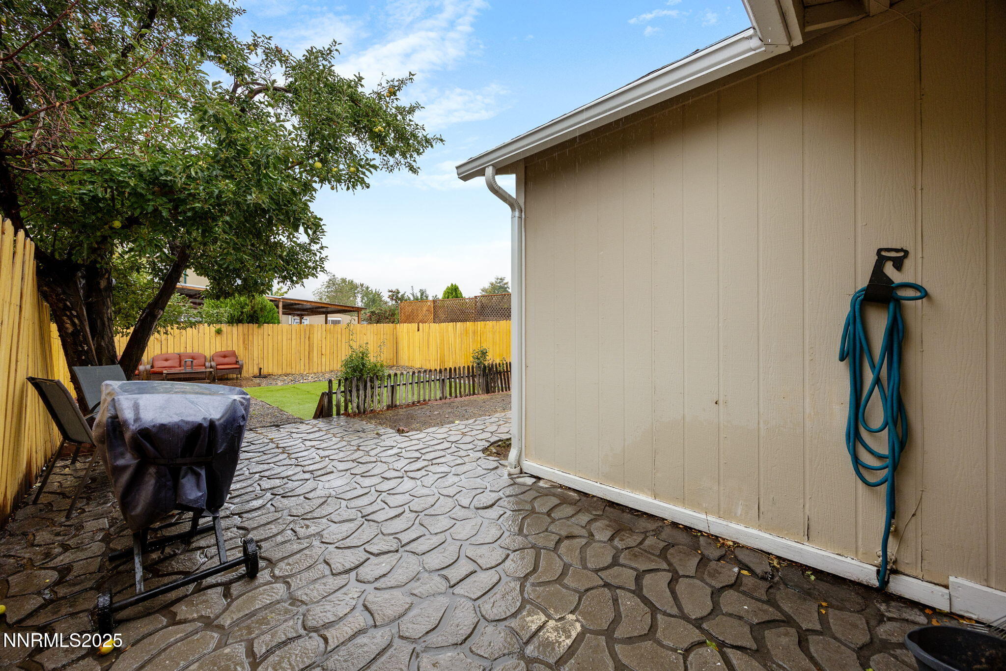 16-web-or-mls-11008 Zeolite-17