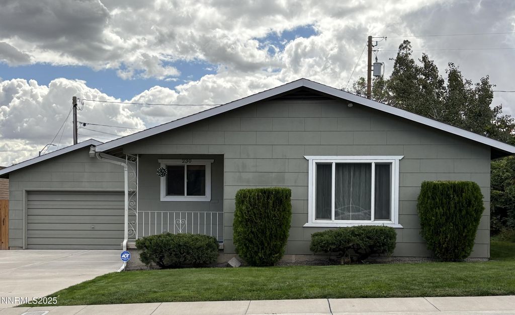 Photo of 230 Glenmanor Drive, Reno, NV 89509 (MLS # 250056681)