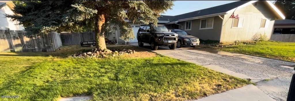 Photo of 334 Kay Way, Yerington, NV 89447 (MLS # 260000874)